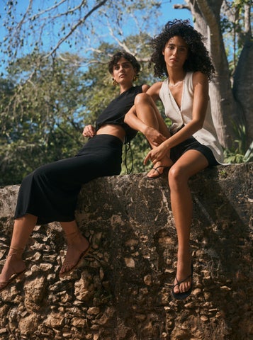 Taylor Hill Stars in Banana Republic’s Summer 2024 Global Campaign Inspired by Explorer Heritage Taylor Hill Stars in Banana Republic’s Summer 2024 Global Campaign Inspired by Explorer Heritage