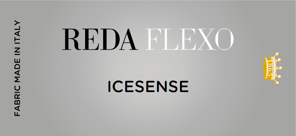 特注のネームタグ