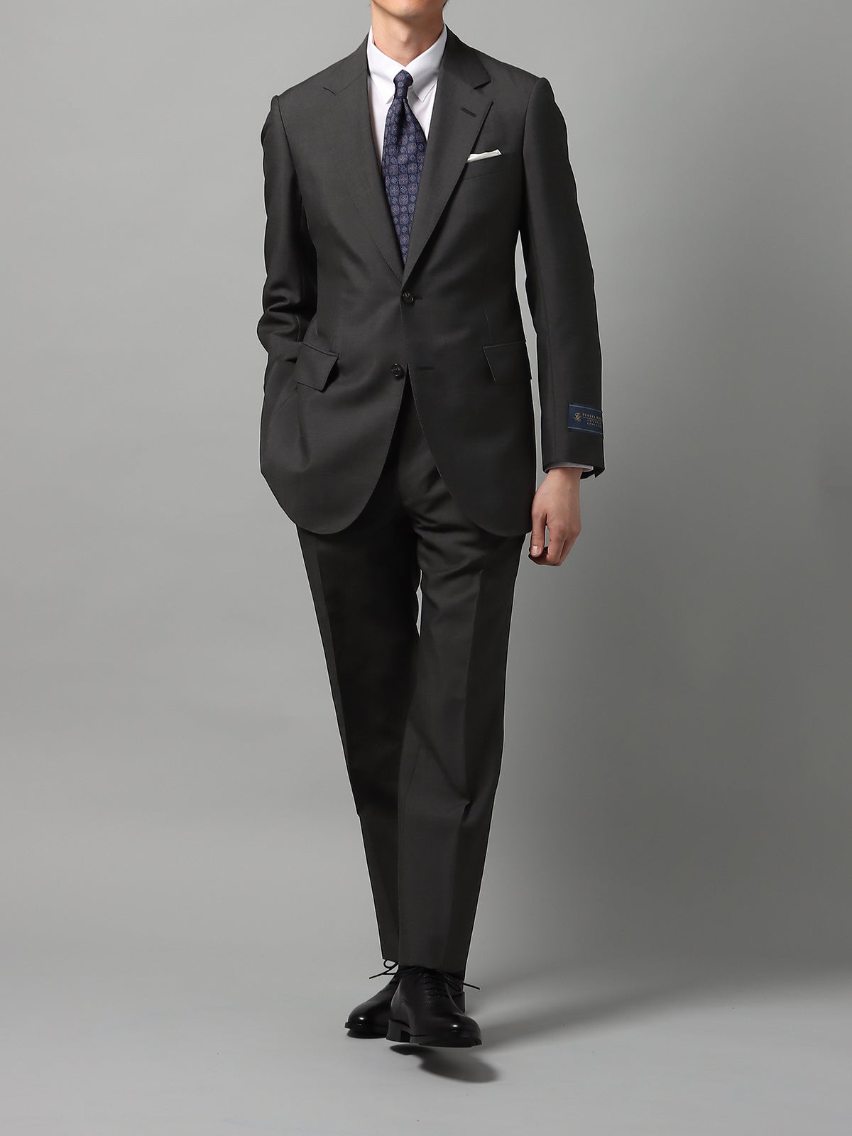 FUMIYA HIRANO BESPOKE LONDON スーツ レア品 Fumiya Hirano Bespoke (@fumiya_hirano_bespoke) · Minato, Tokyo