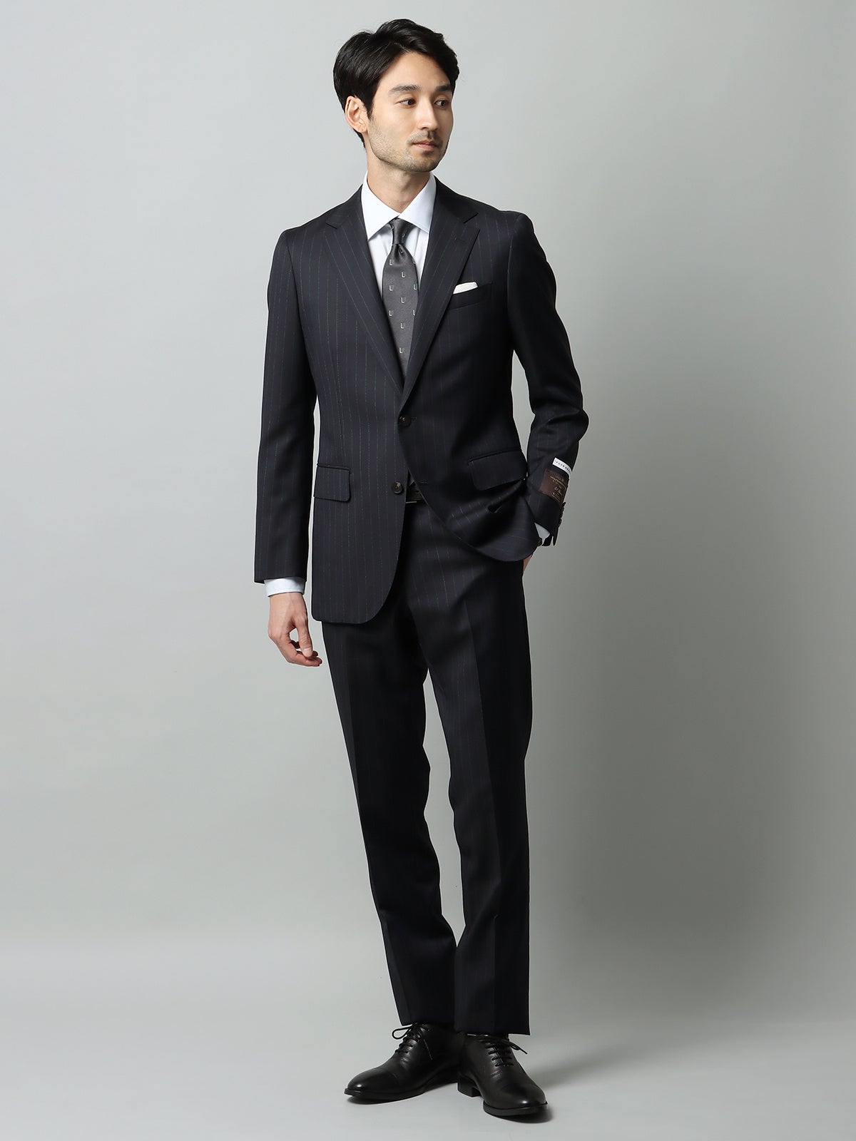 美品カノニコネイビースーツスーツカンパニーユニバーサルランゲージ ユニバーサルランゲージ カノニコ製 ネイビー スーツ 美品カノニコ