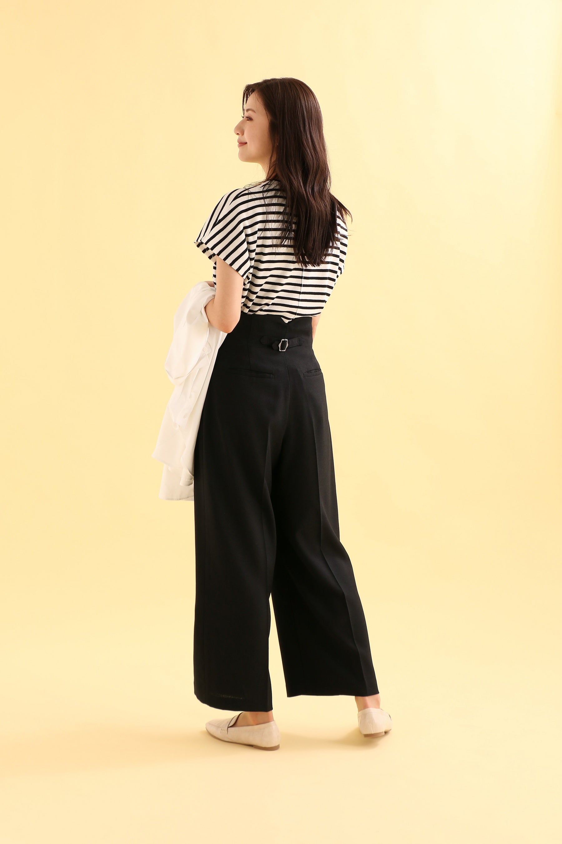 パンツスタイル