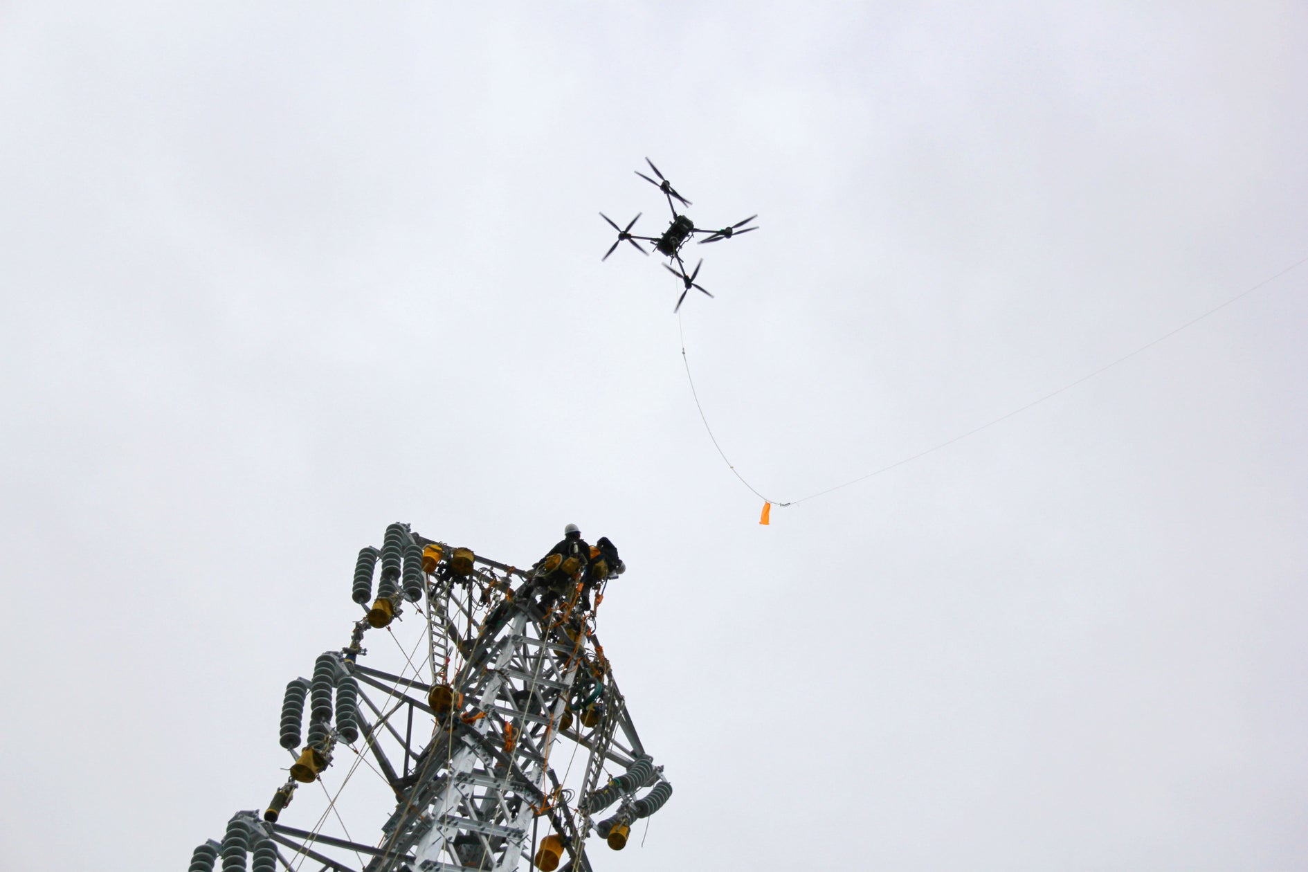 ロジクトロン/人口集中地区(DID)上空でドローンによる架線業務を実施 | 株式会社ロジクトロンのプレスリリース