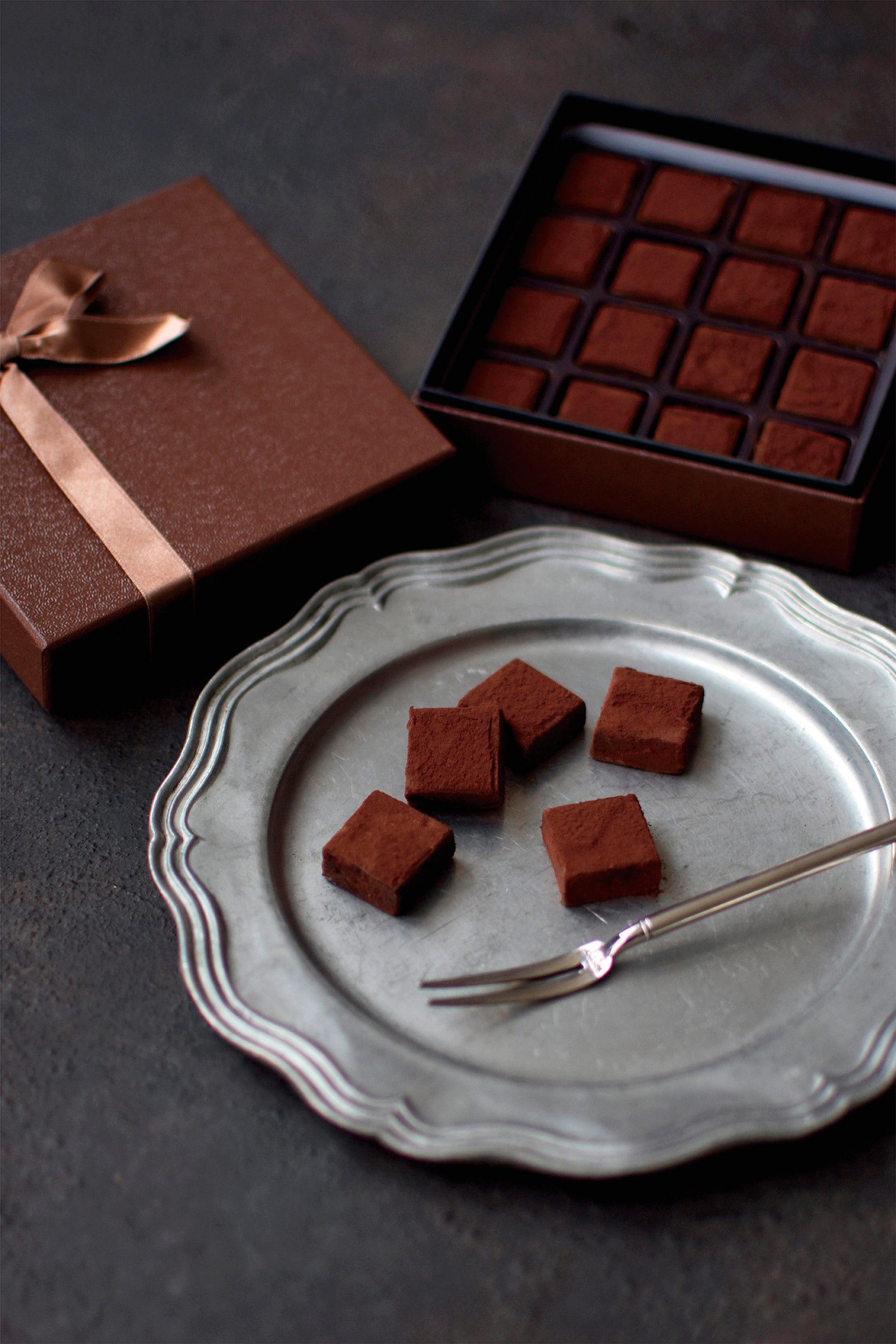 ミエラティエ_パヴェ ミエル ショコラ