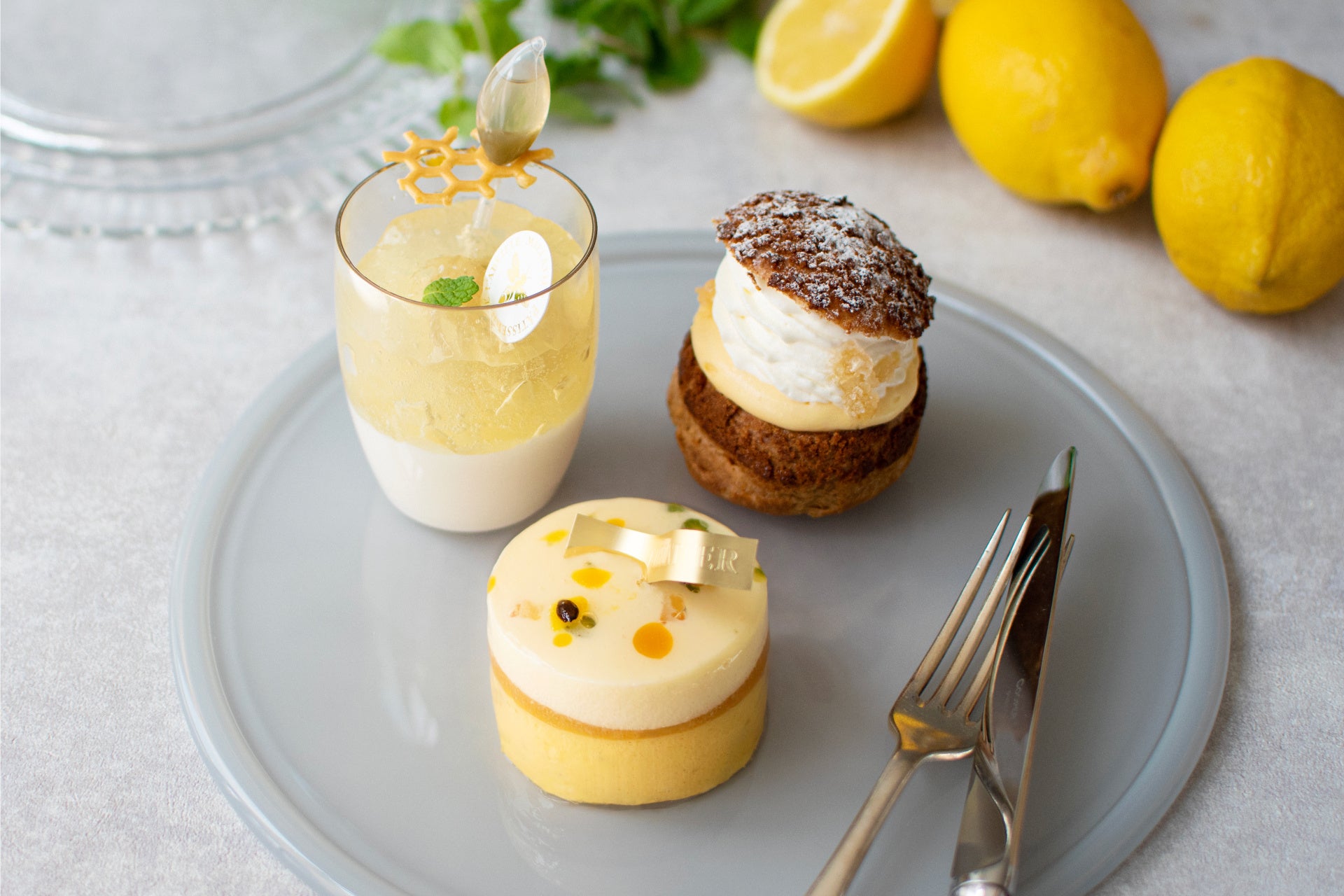 ミエラティエ夏スイーツ集合イメージ