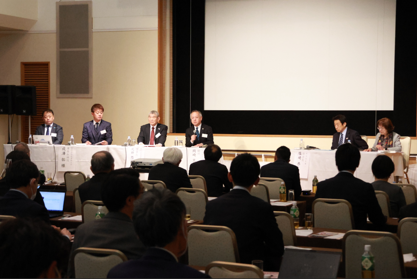 東北で活躍する地元経営者をお招きし、より実務的な面での外国人材就労問題について討論会を開催