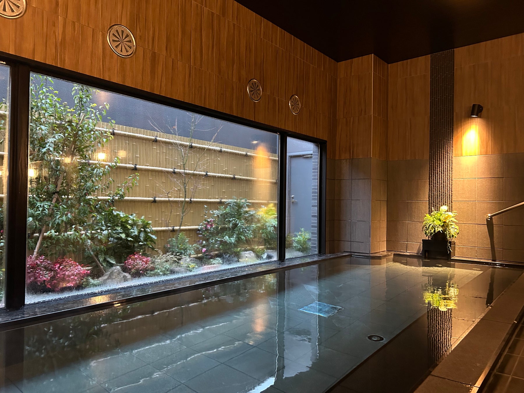 ラジウム人工温泉大浴場「旅人の湯」