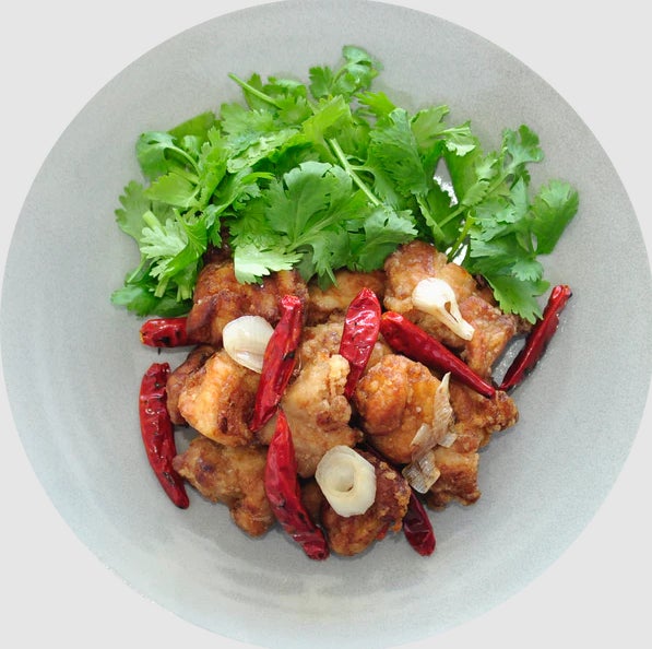 辣子鶏/ラーズーチー/ 四川風 鶏の唐揚げ