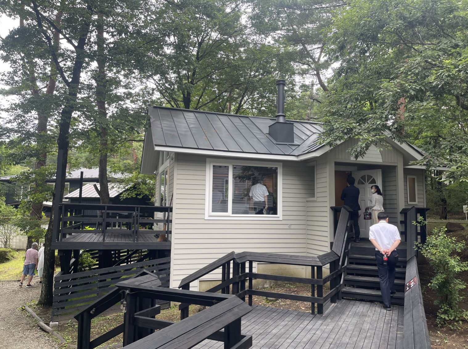 リニューアルしたコテージの見学2