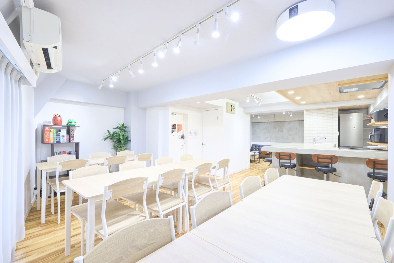飲食ビジネスをすぐに始められるレンタルキッチン「リノスぺKitchen神田岩本町」がオープン