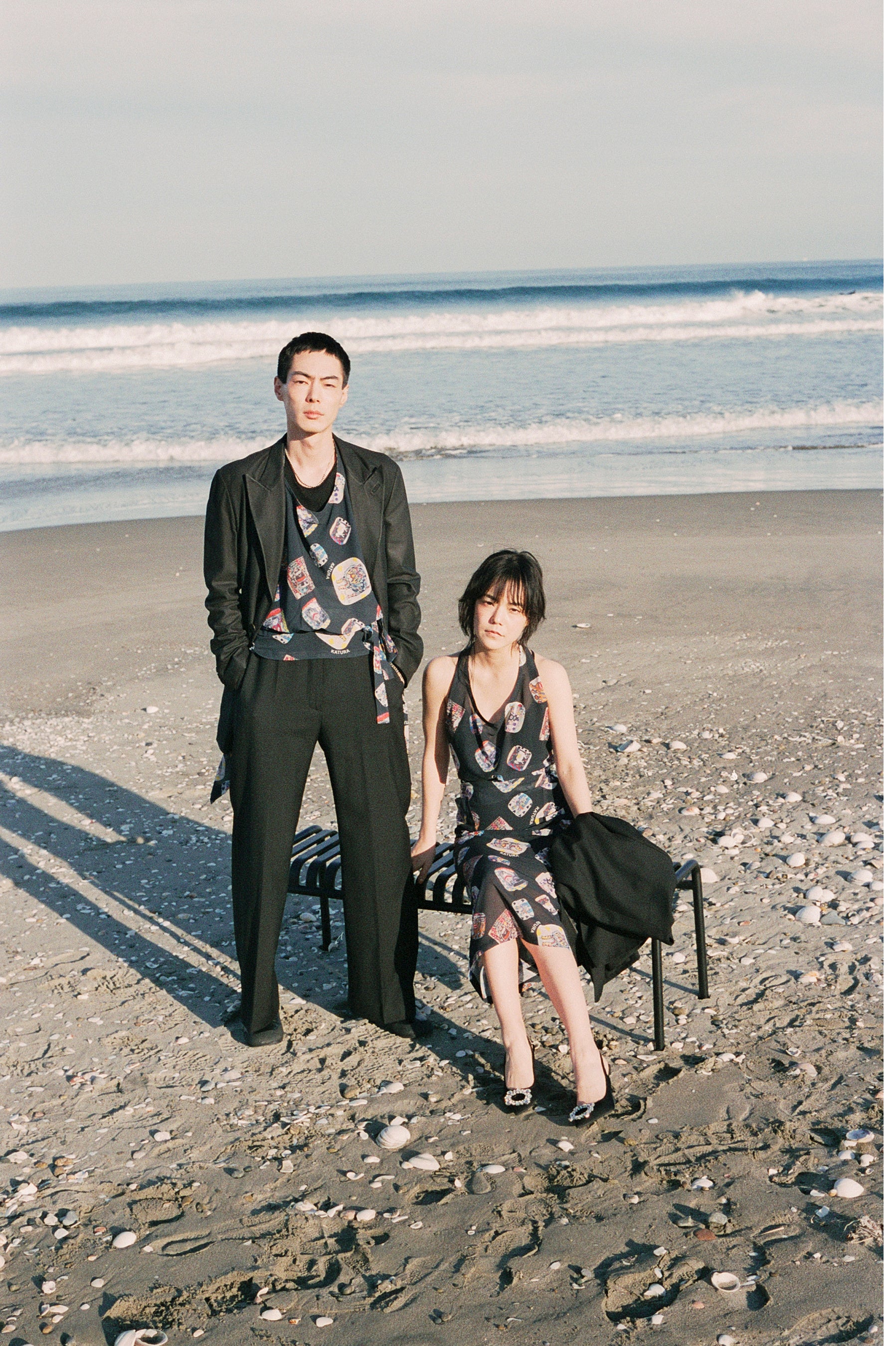 ホルターネック（ブラック）