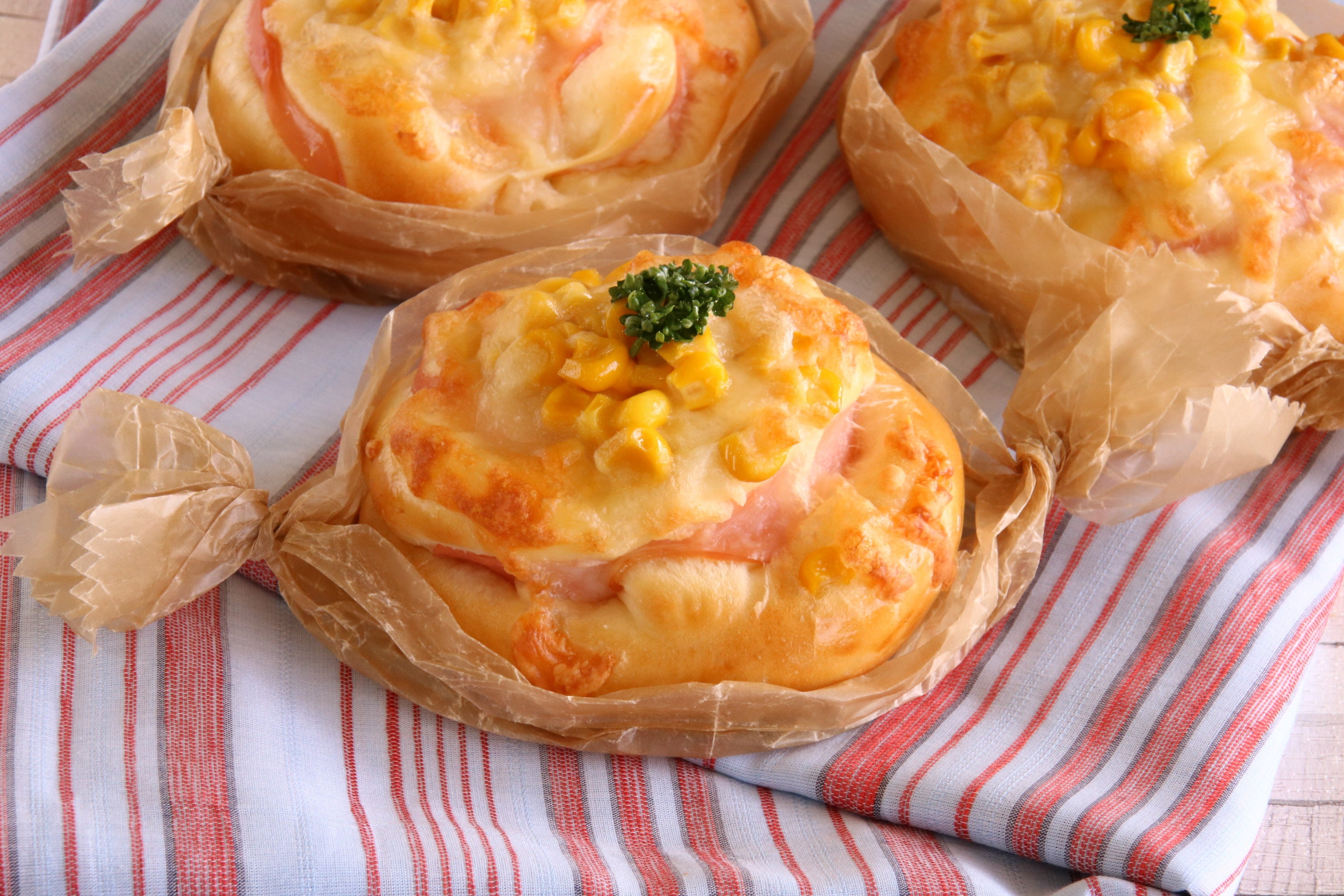 ハム＆コーンぱん