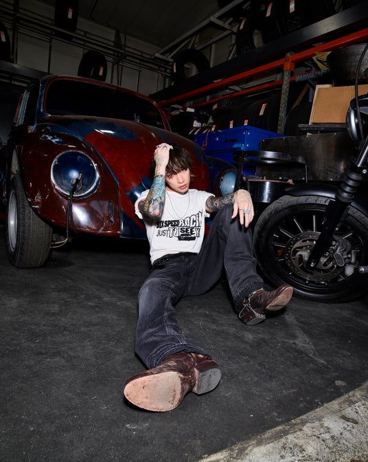 keshi x GUESS JEANS SIX SPEED RACIN’ Japan Pop-Up keshi x GUESS JEANS SIX SPEED RACIN’ Japan Pop-Up