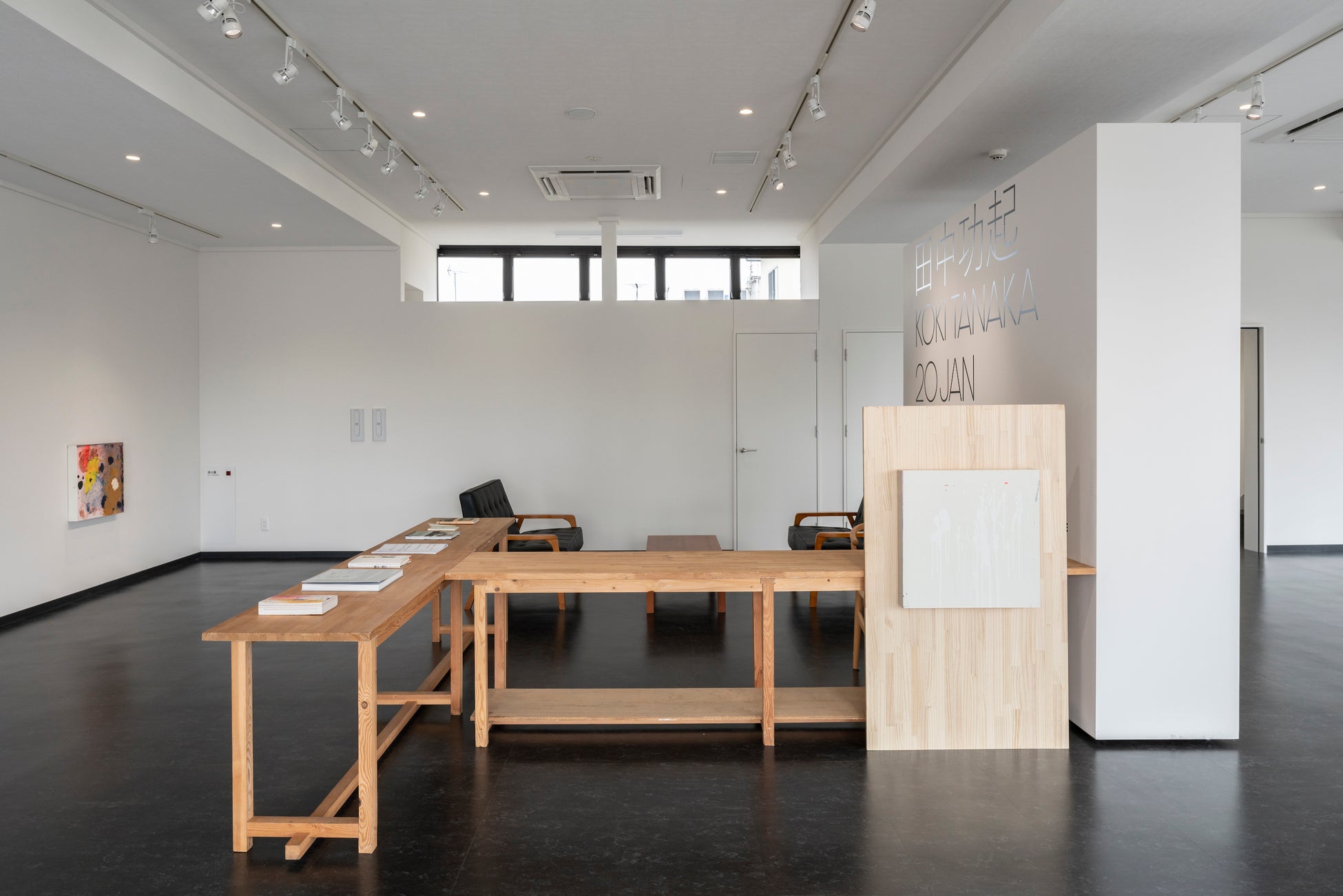 展覧会の会場風景(撮影:守屋友樹)