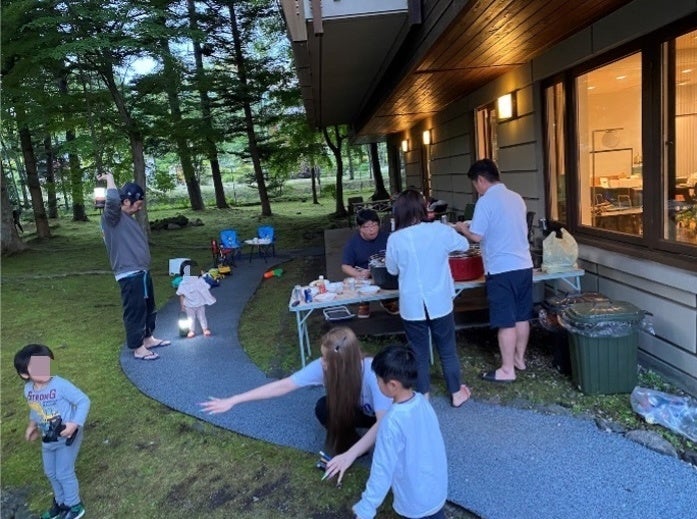 ＜業務終了後のバーべキューの様子＞