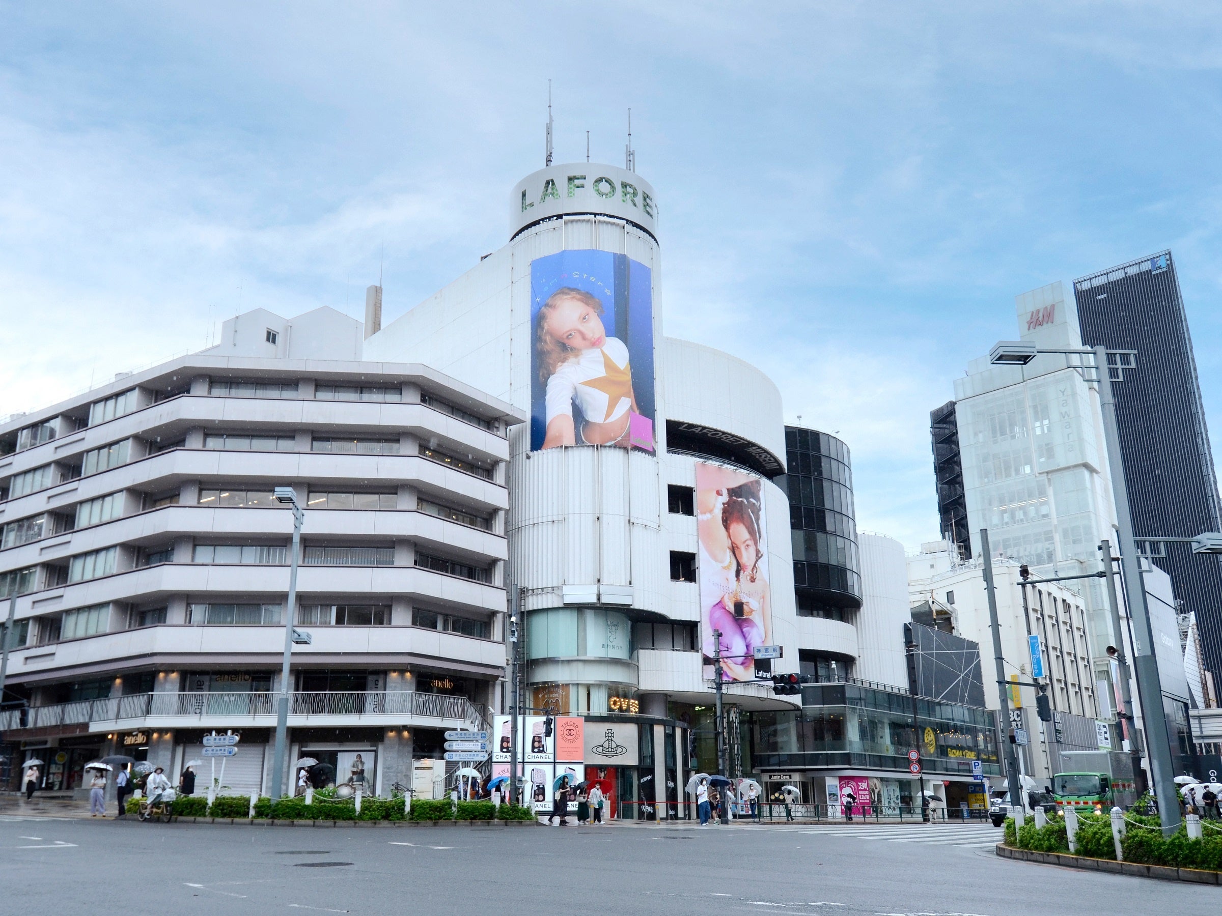 原宿エリアラフォーレ原宿前