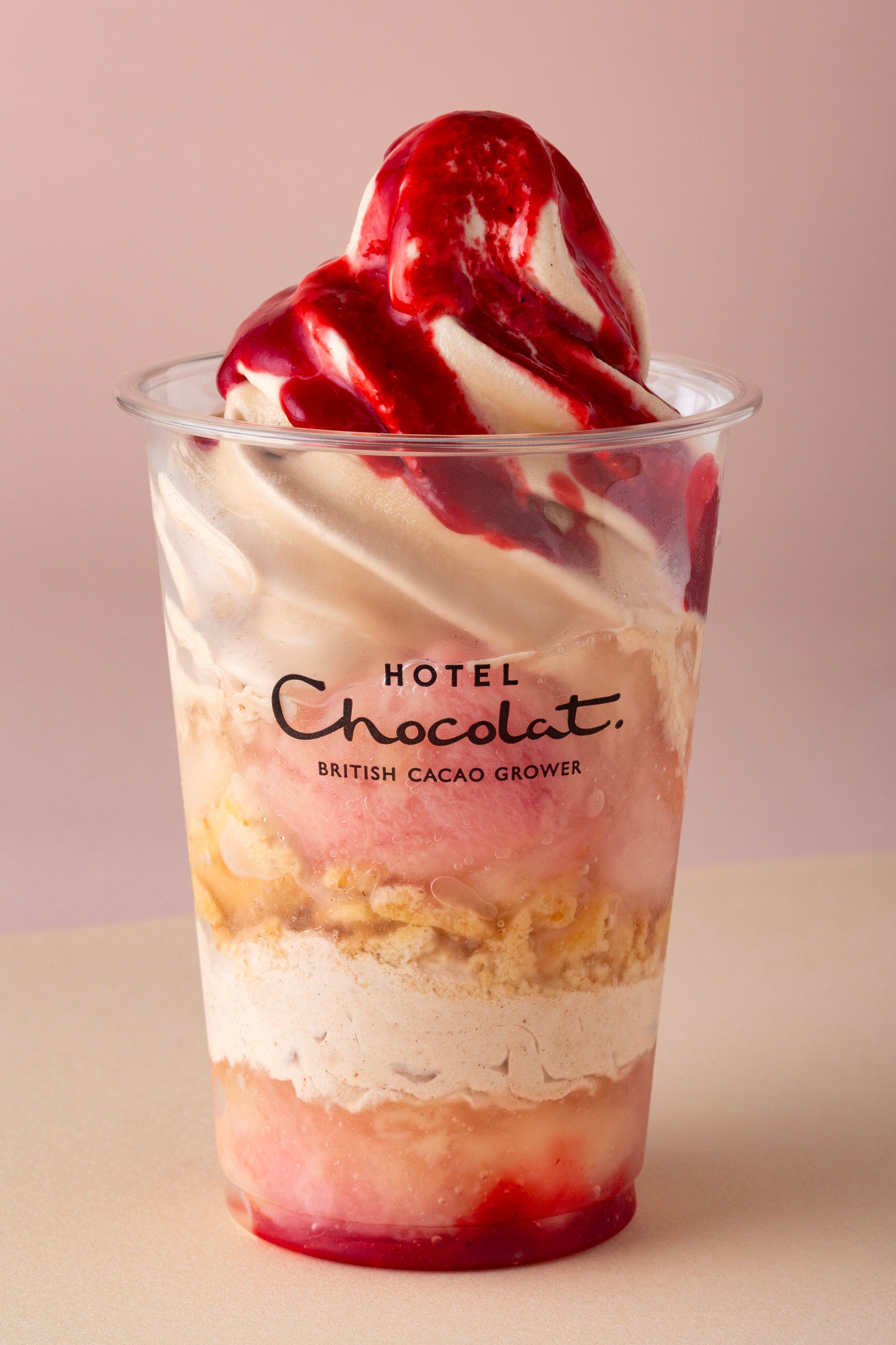 桃のパフェ　３