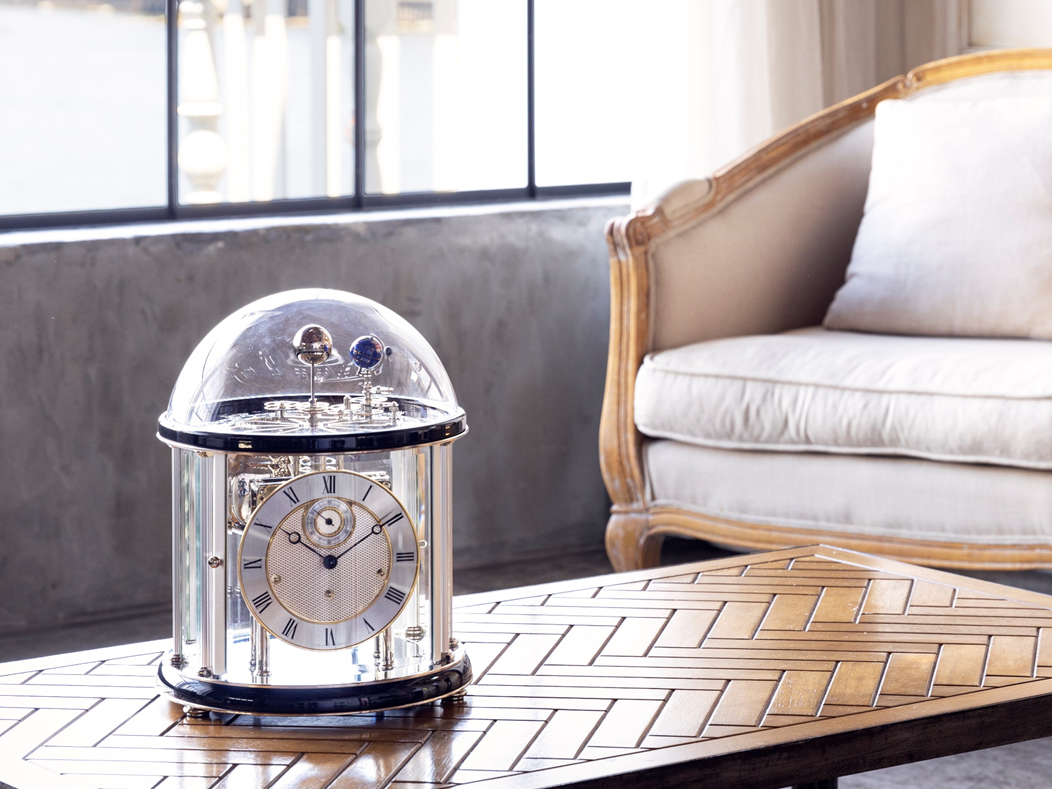 ドイツクロック「ヘルムレ」の天文時計が［第26回］三越ワールド