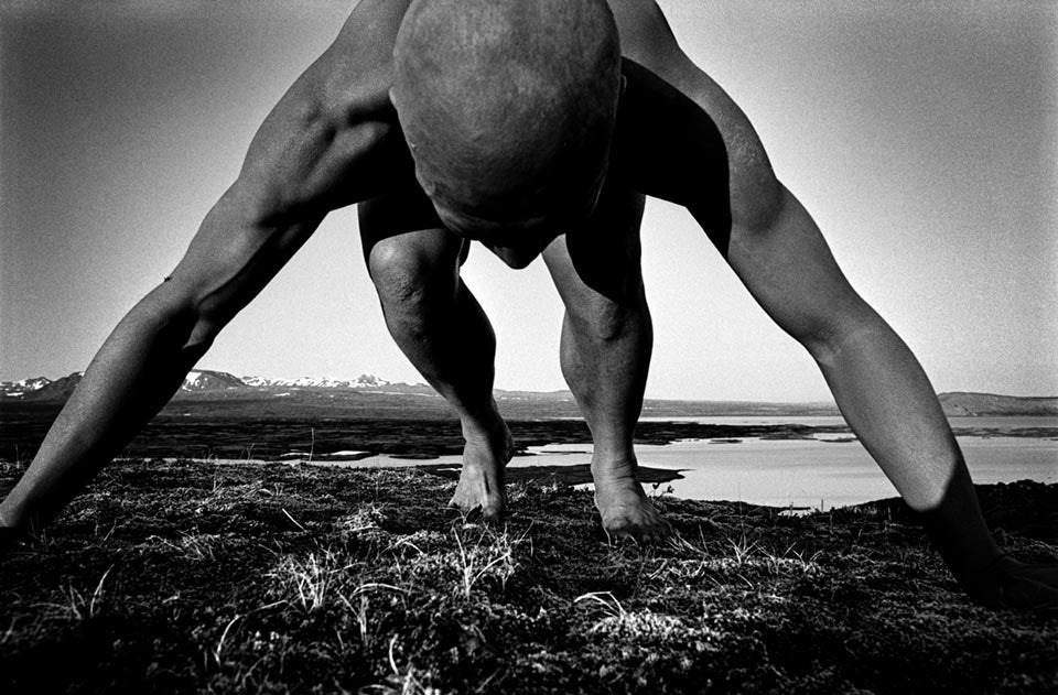 「Island-22」（1980年撮影）　 アーカイバルピグメントプリント 150×225㎝