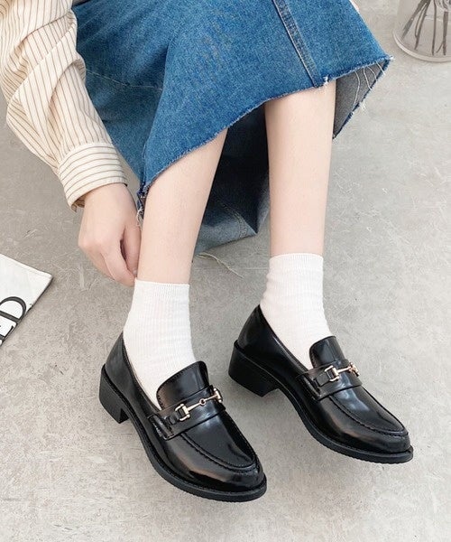 さまざまなシーンでお使いいただける上品なデザインです