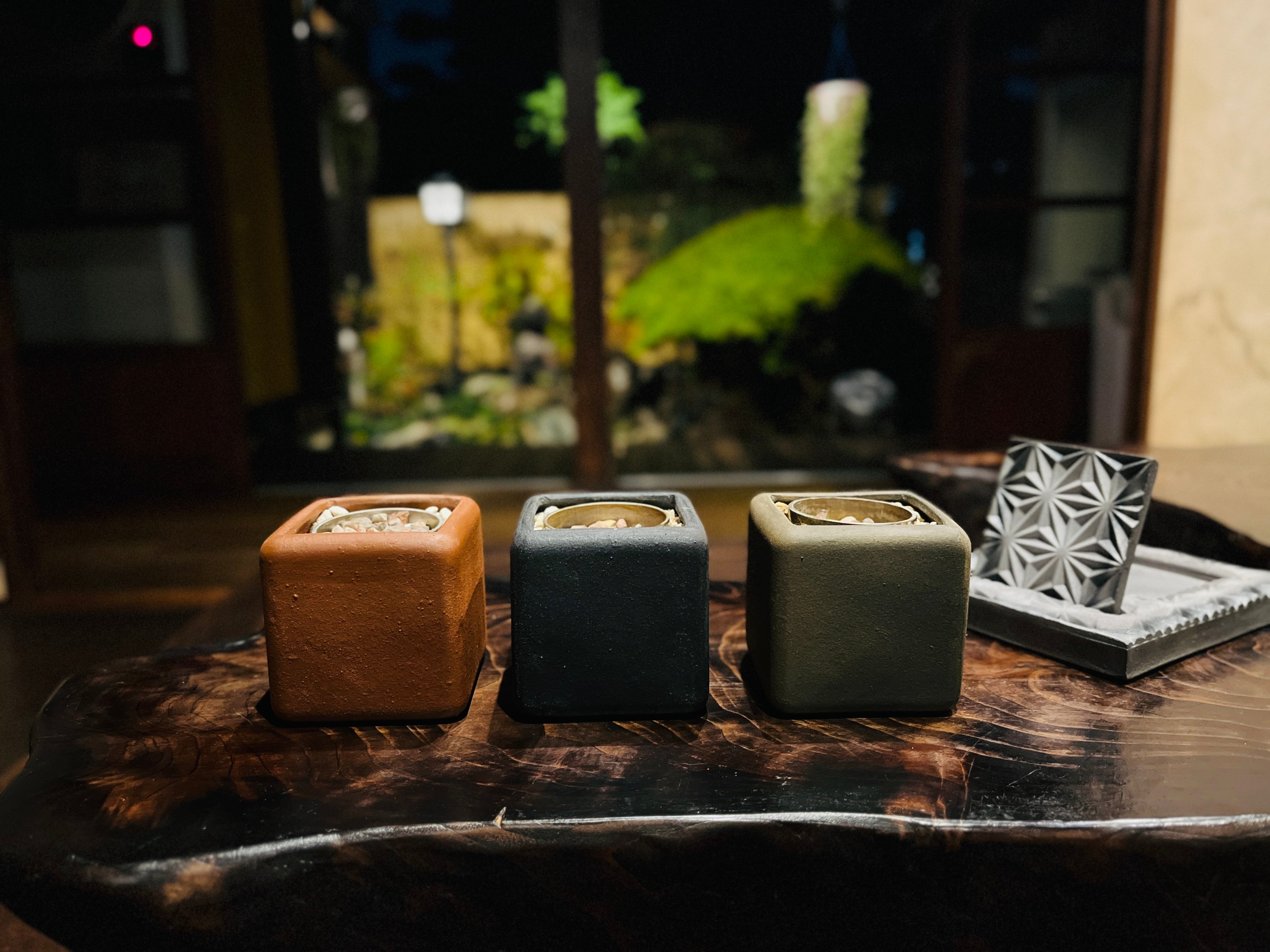 ３色のカラーバリエーション