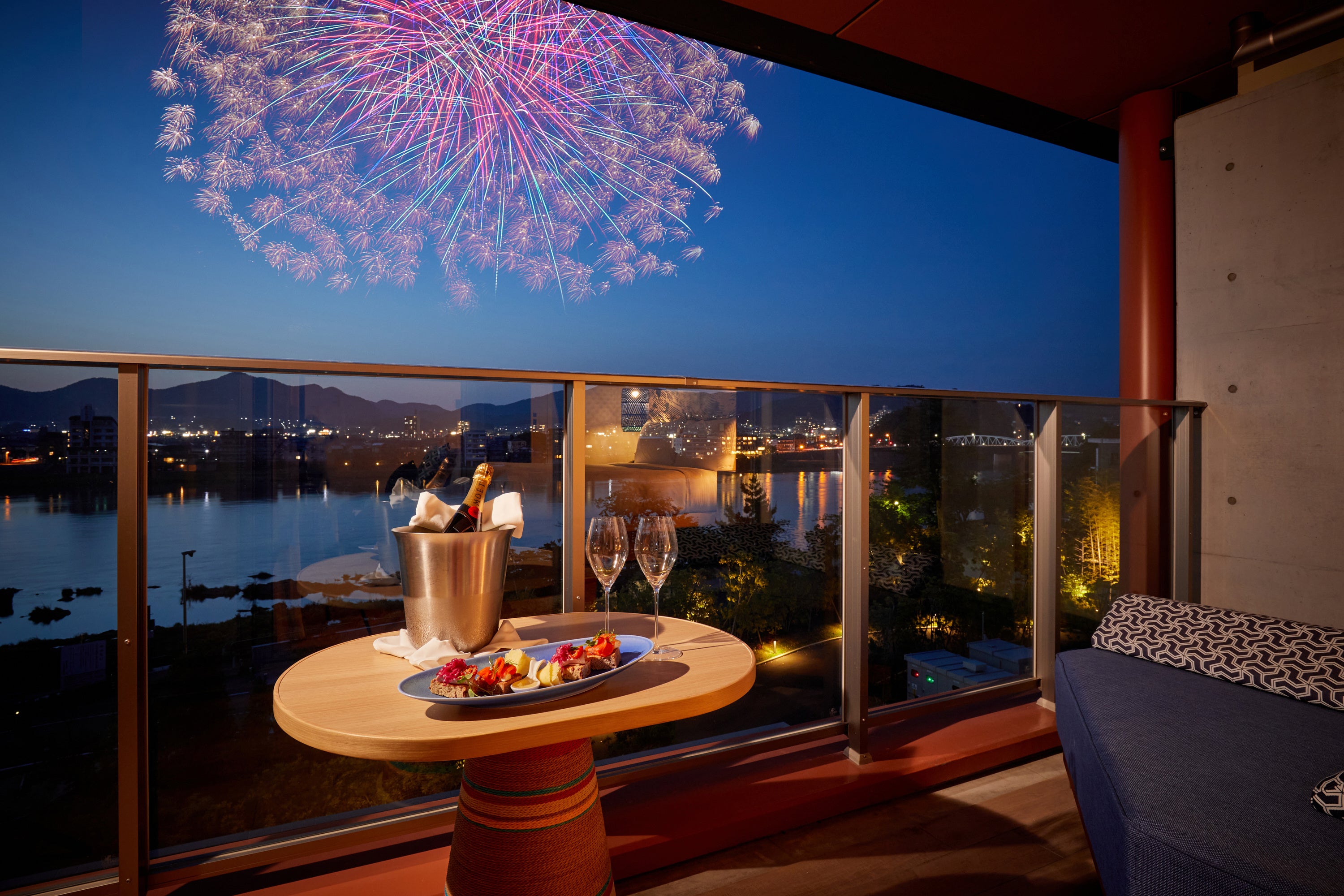 木曽川ビュープレミアム（客室からのイメージ）