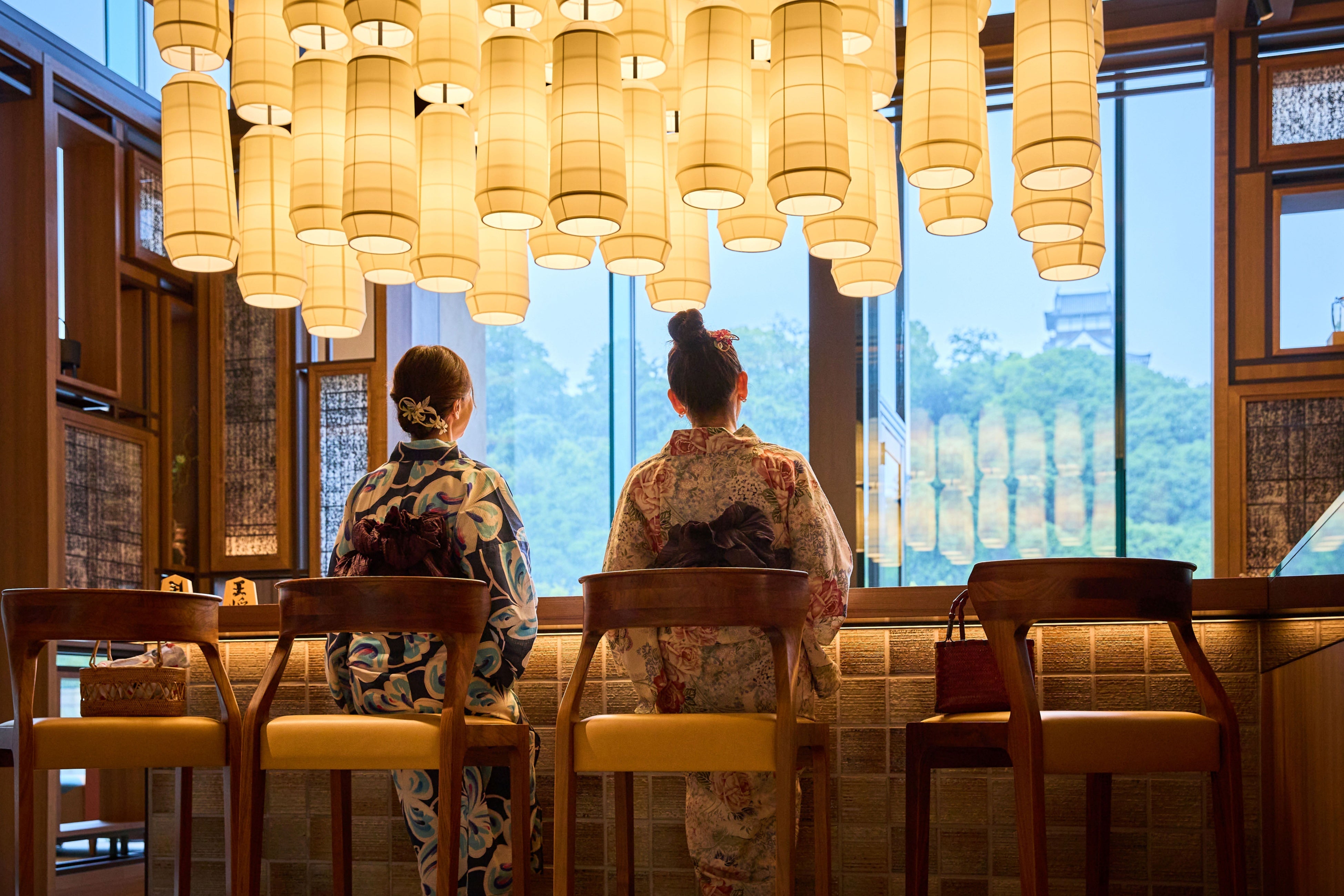 浴衣でしか味わえない非日常な一杯を