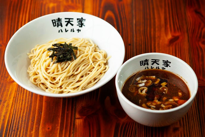 一般的なつけ麺とは一線を画した「ざる麺」