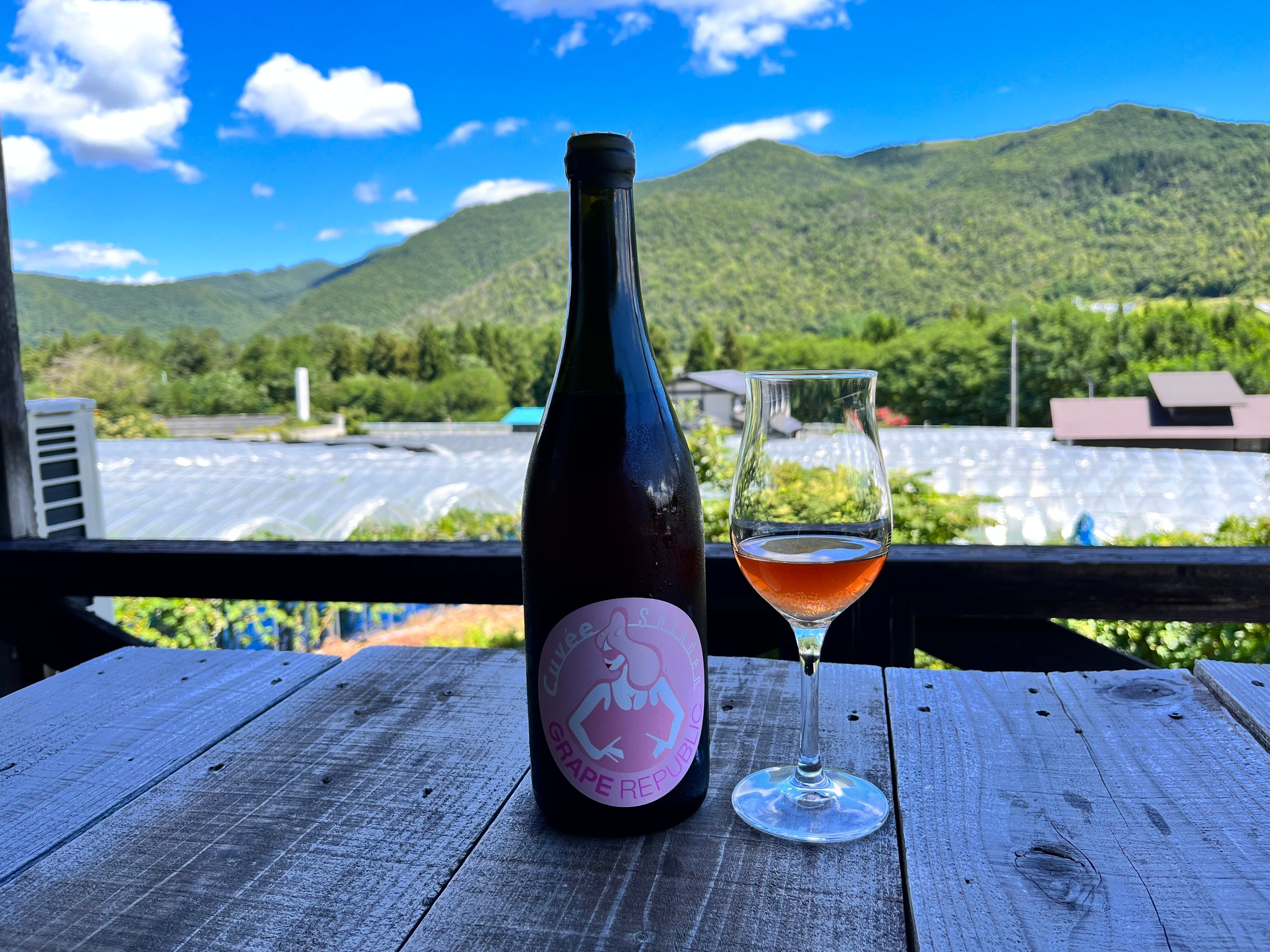 エレガントで骨格のある味わいの「Cuvée Shinden 2021」。