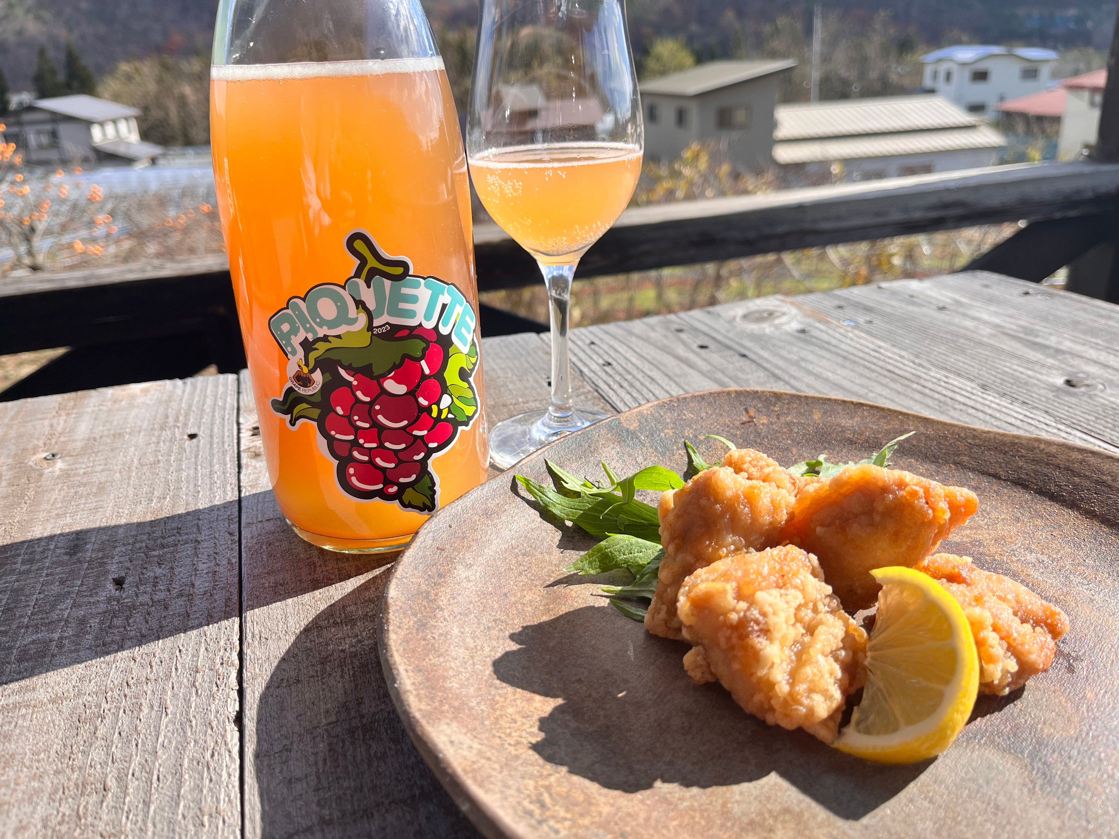 「ピケット 2023」にあわせたい鶏モモ肉の塩唐揚げ。