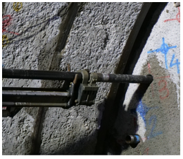 連結機構付きガイドシェルで連結する様子（新工法）