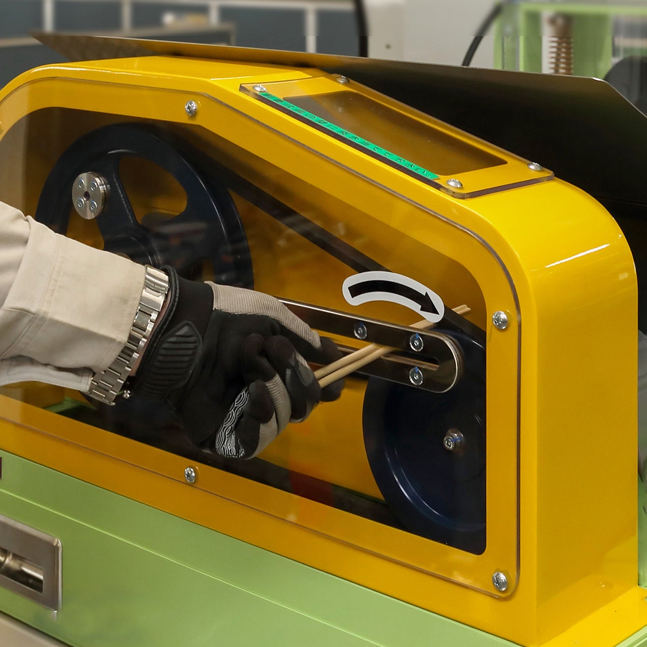 4．V ベルト巻き込まれ体感装置