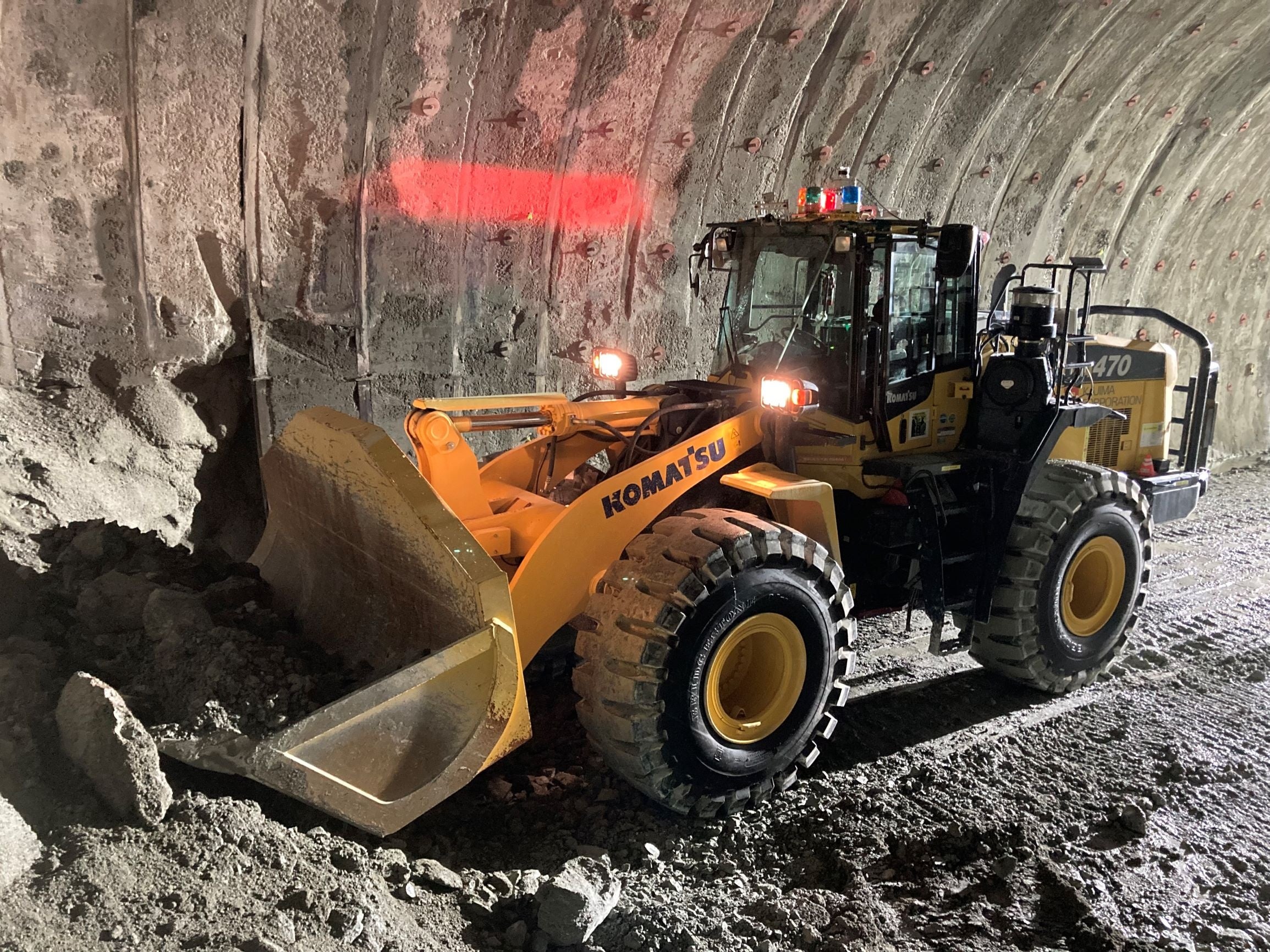 （1）自動ホイールローダによるずりの掬い取り