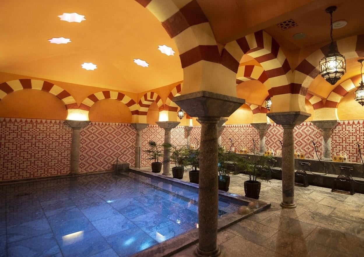 天然温泉「スパ・アルハンブラ」