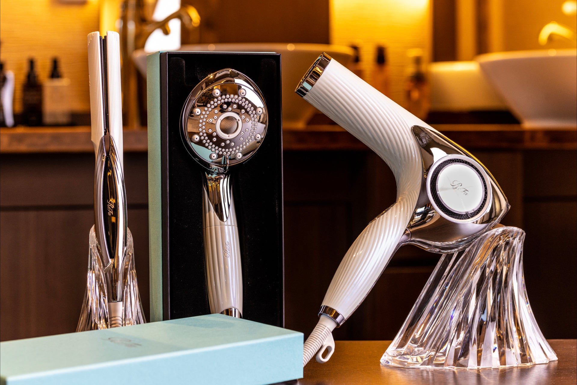 【話題のRefaアイテムを使い放題】極上の美容体験で こころが弾むひとときを。