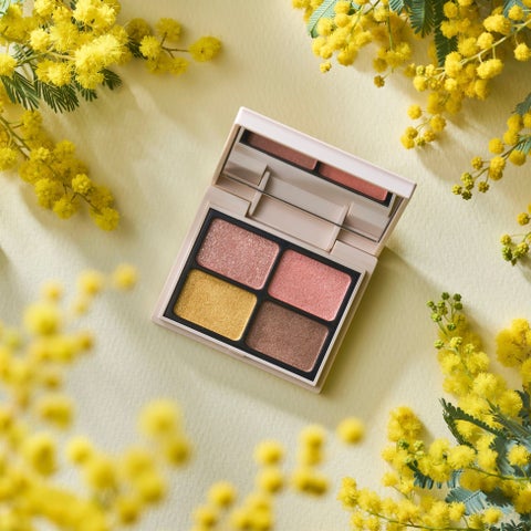 Enamor新色104・105番、発売初日でオンライン完売!売上1000万超えを記録!かじえりプロデュースのニュアンスカラーアイズが話題! Enamor新色104・105番、発売初日でオンライン完売!売上1000万超えを記録!かじえりプロデュースのニュアンスカラーアイズが話題!