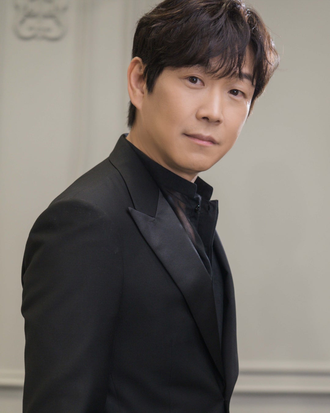 © EMK ENTERTAINMENT