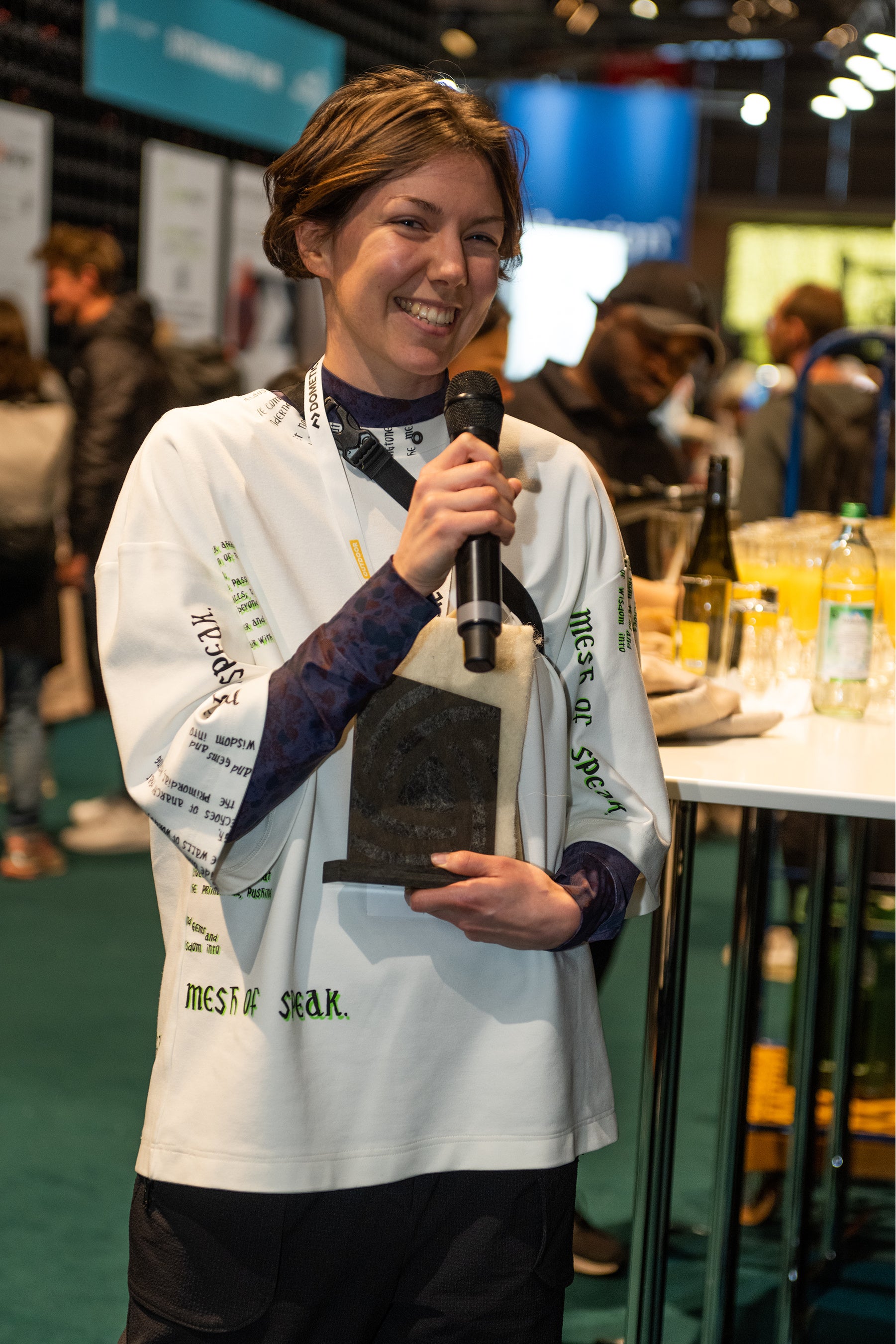 ジュリア・チオラ (リサーチ・バーサリー賞)