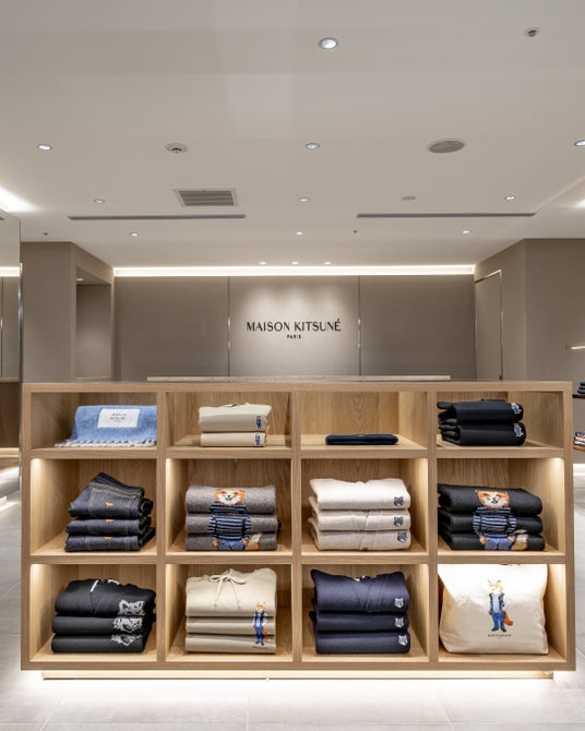 【Maison Kitsune】2025年12月12日、西武池袋本店に新店舗がオープン 【Maison Kitsune】2025年12月12日、西武池袋本店に新店舗がオープン