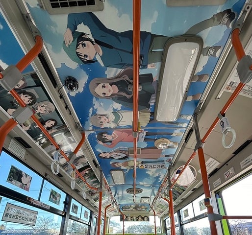 「ヤマノススメ Next Summit」ラッピングバス、3月11日から運行開始!国際興業がキャラクター満載のバスを飯能市・日高市内で運行中 「ヤマノススメ Next Summit」ラッピングバス、3月11日から運行開始!国際興業がキャラクター満載のバスを飯能市・日高市内で運行中