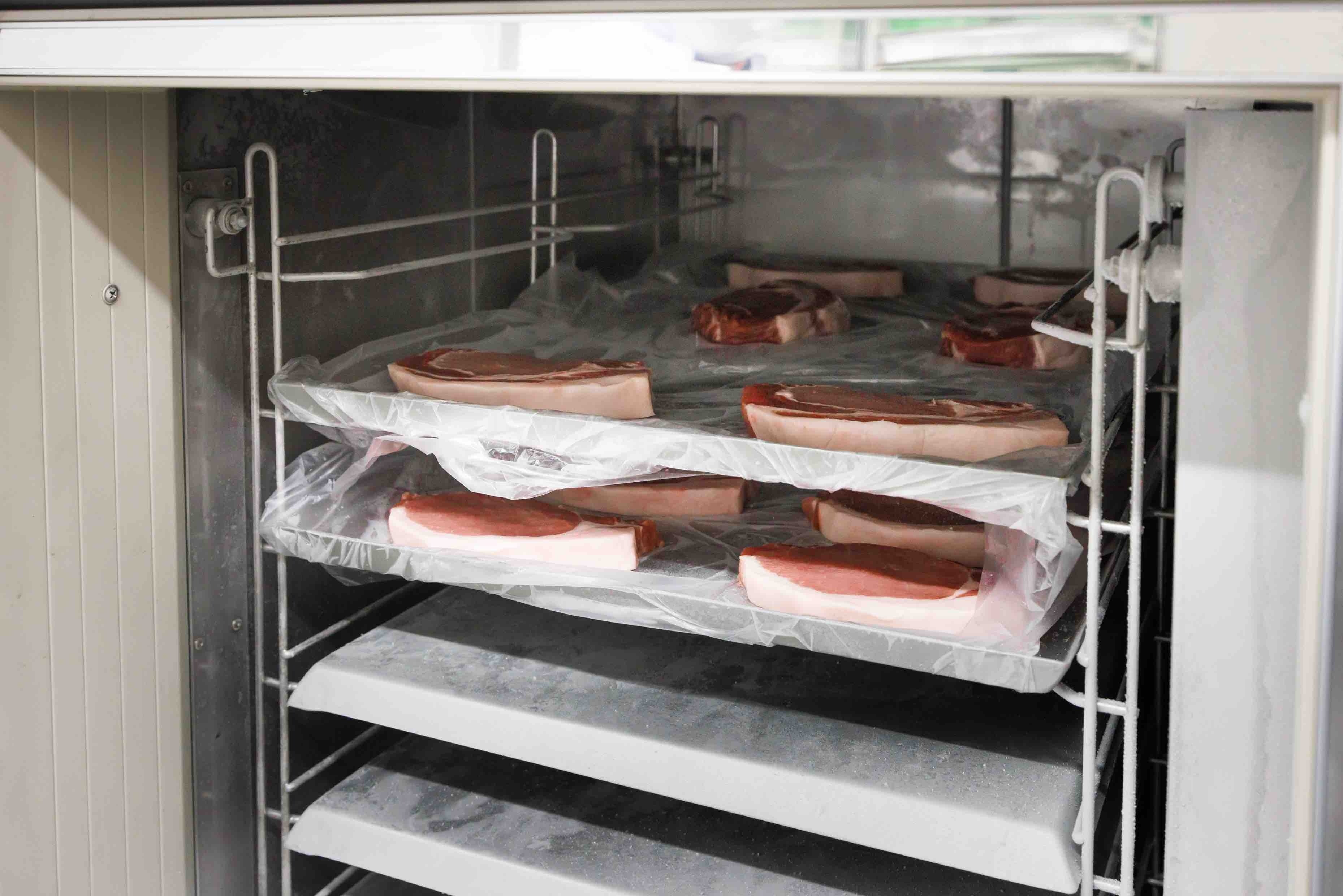 アートロックフリーザー内部