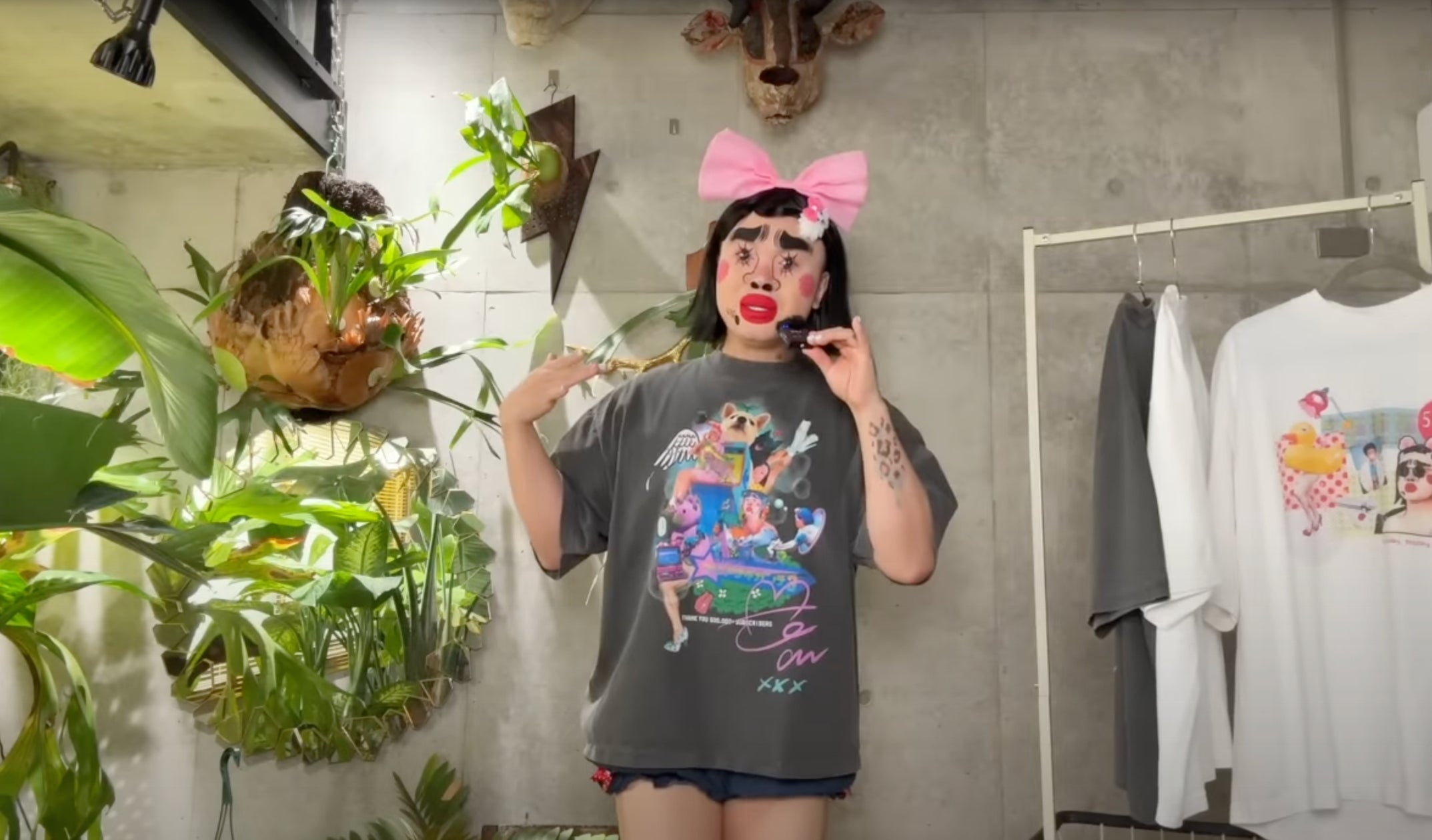 ブリアナギガンテ 受注生産Tシャツ ピンク Youtube登録者50万人記念第2弾】『ブリアナ・ギガンテ』のビッグ