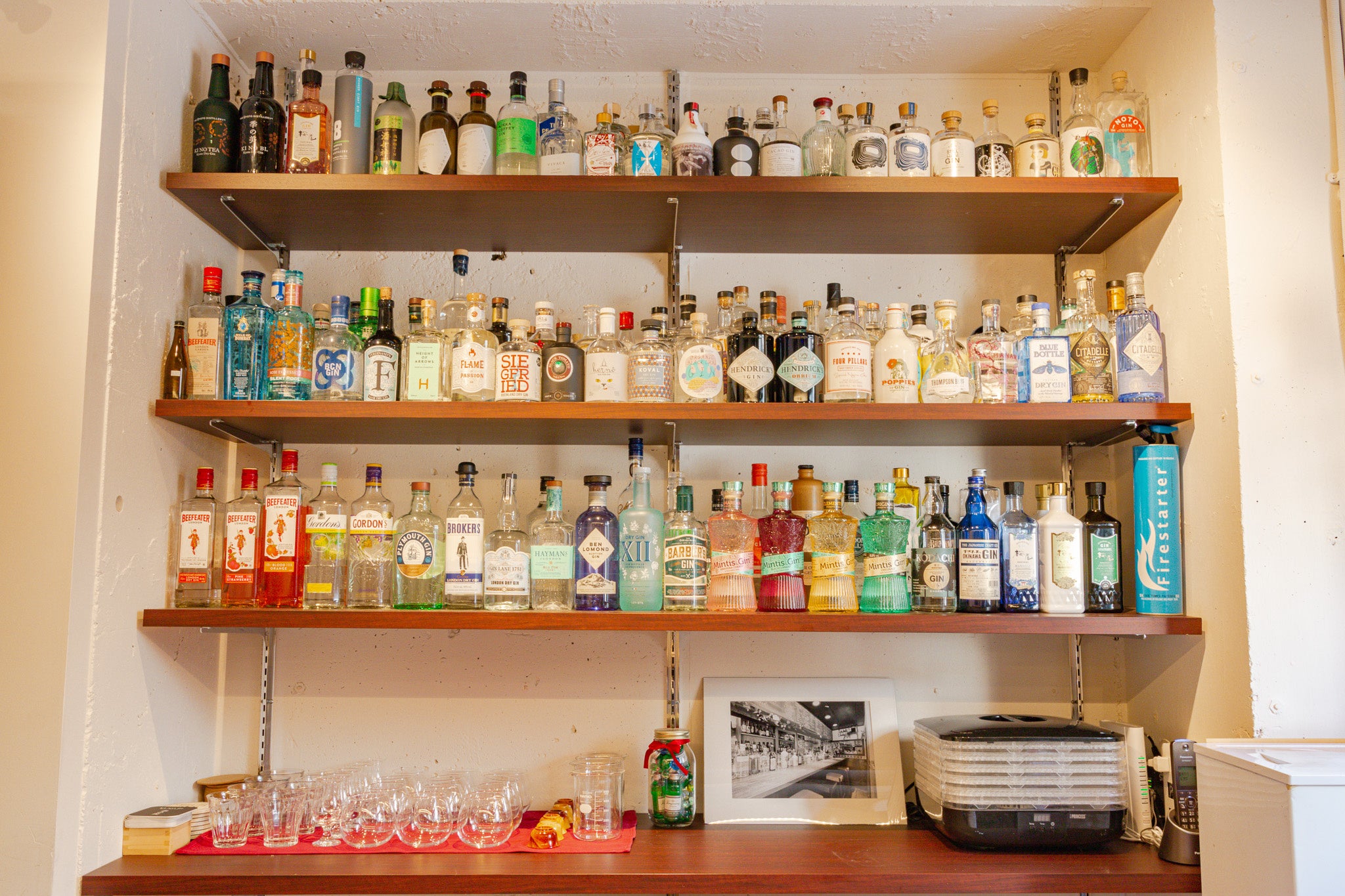 ​過去に発売されたオールドジンボトルや、海外から直接仕入れてきた日本未入荷のジンも多数あり