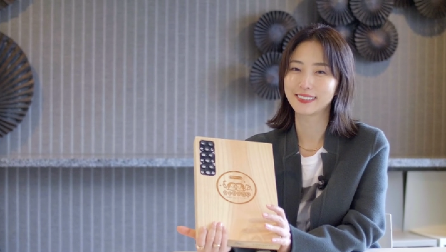 女優　MEGUMIさん