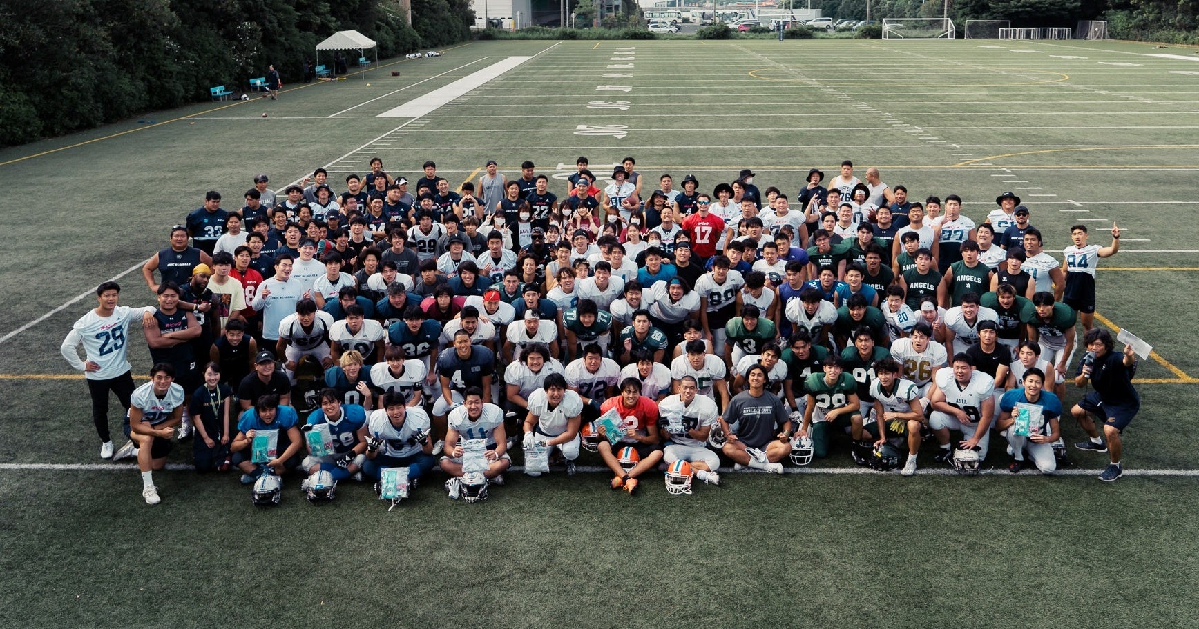 【アメフト】大学生向けアメリカンフットボールクリニック「Gulls Day」が復活!専門コーチから学ぶ基本テクニック、明るい雰囲気で120人の学生が参加 【アメフト】大学生向けアメリカンフットボールクリニック「Gulls Day」が復活!専門コーチから学ぶ基本テクニック、明るい雰囲気で120人の学生が参加