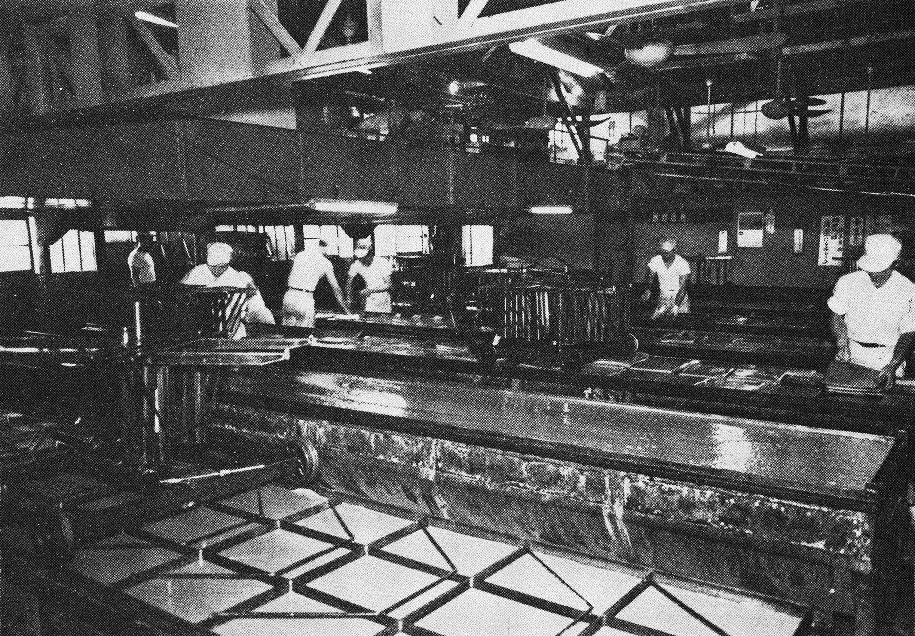 創業当時　名古屋市西区工場　(現在は、小牧市本社工場のみ)