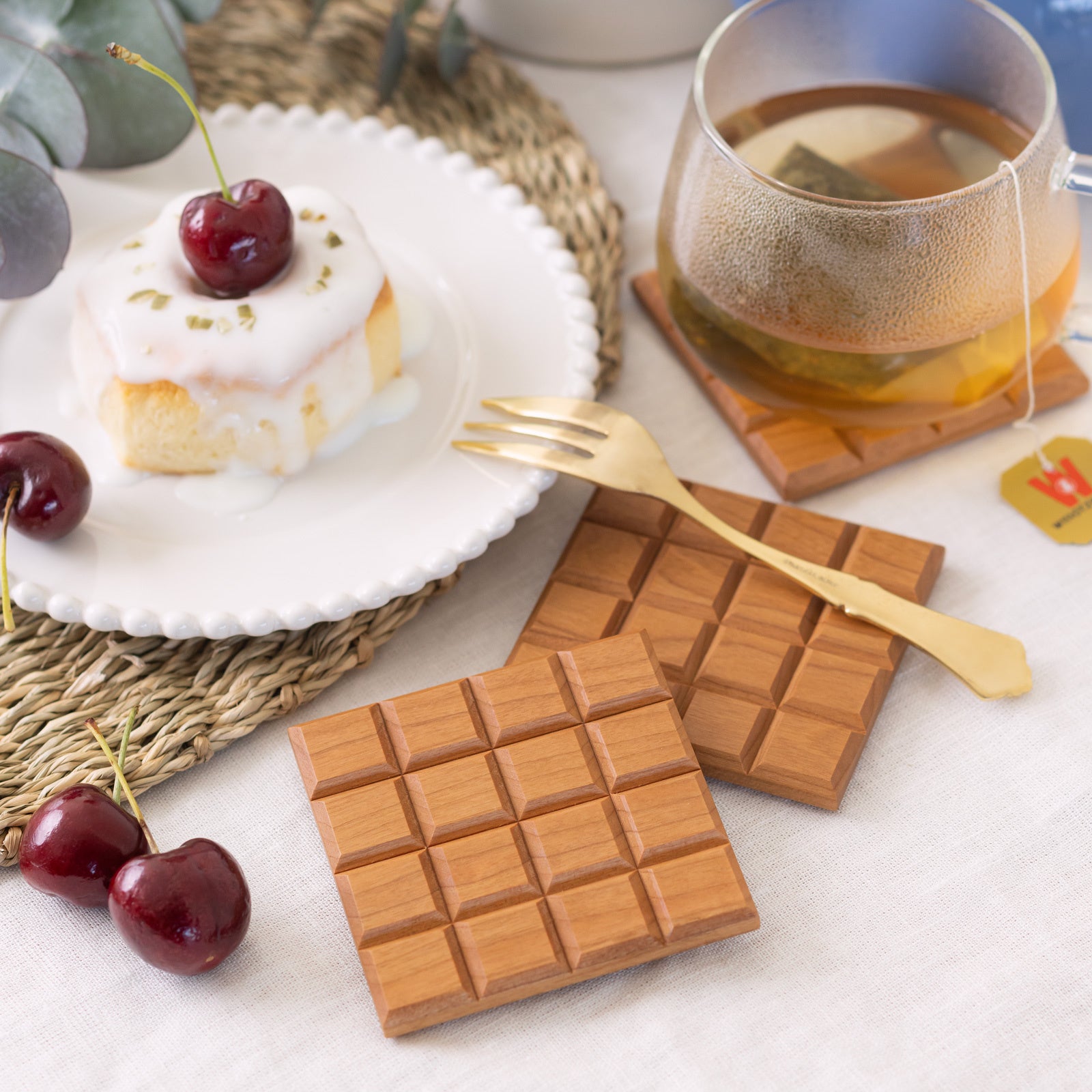 KOFG×伊豆熱川コラボ限定グッズ 木製コースター 新生活のお祝いや記念