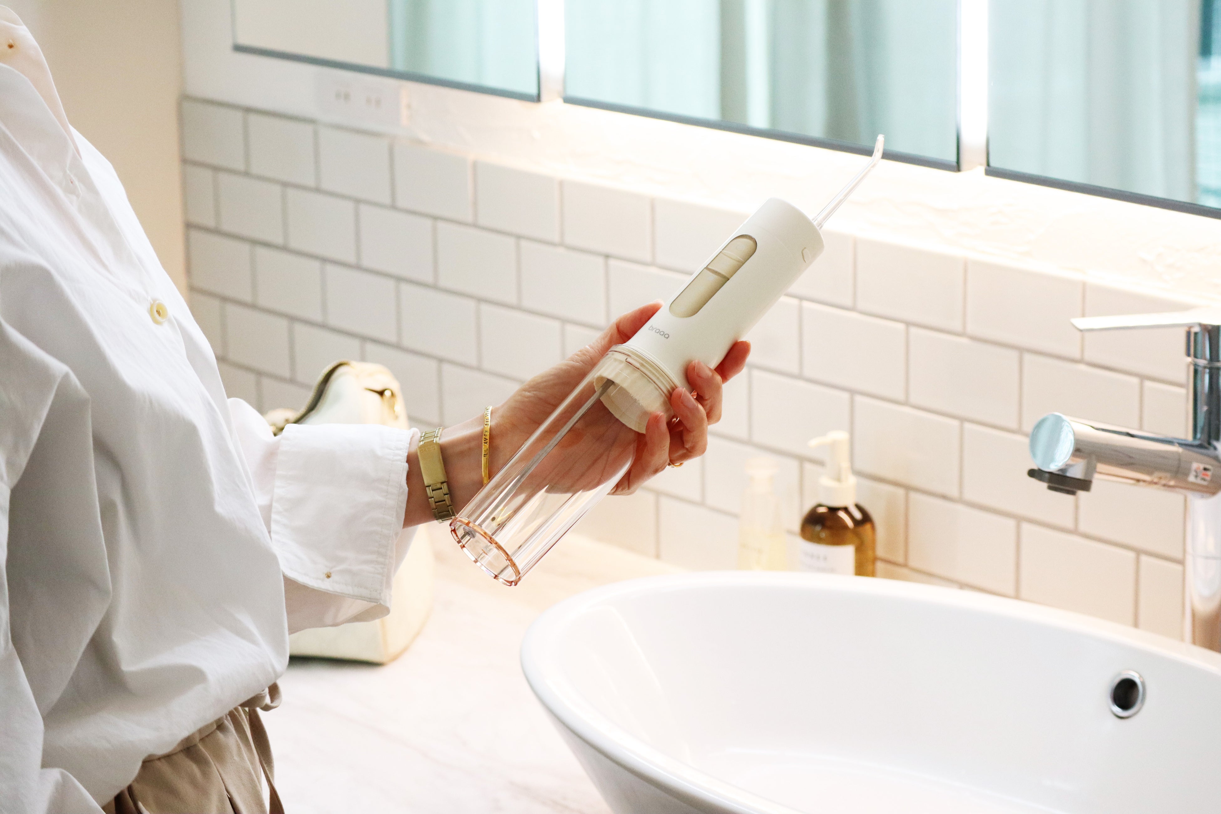 軽量かつワイヤレス