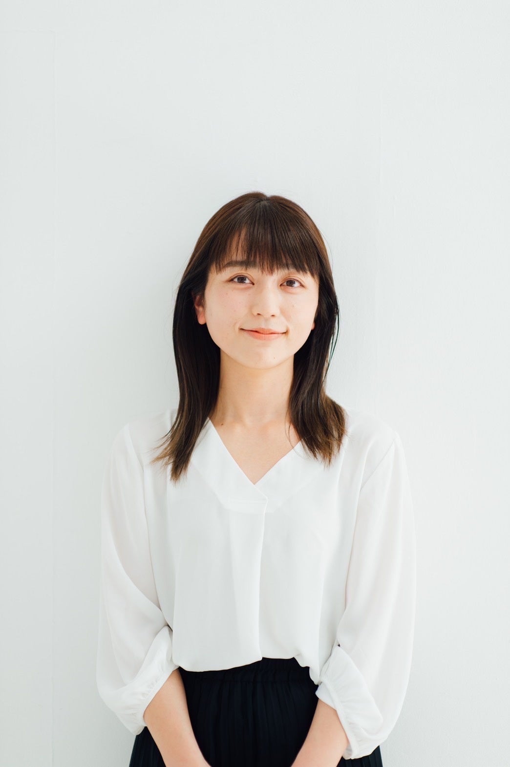 谷松香苗さん 演劇ユニット「TOMOIKE プロデュース」に参加、映像作品や被写体、MCなど表現活動の幅を広げている。