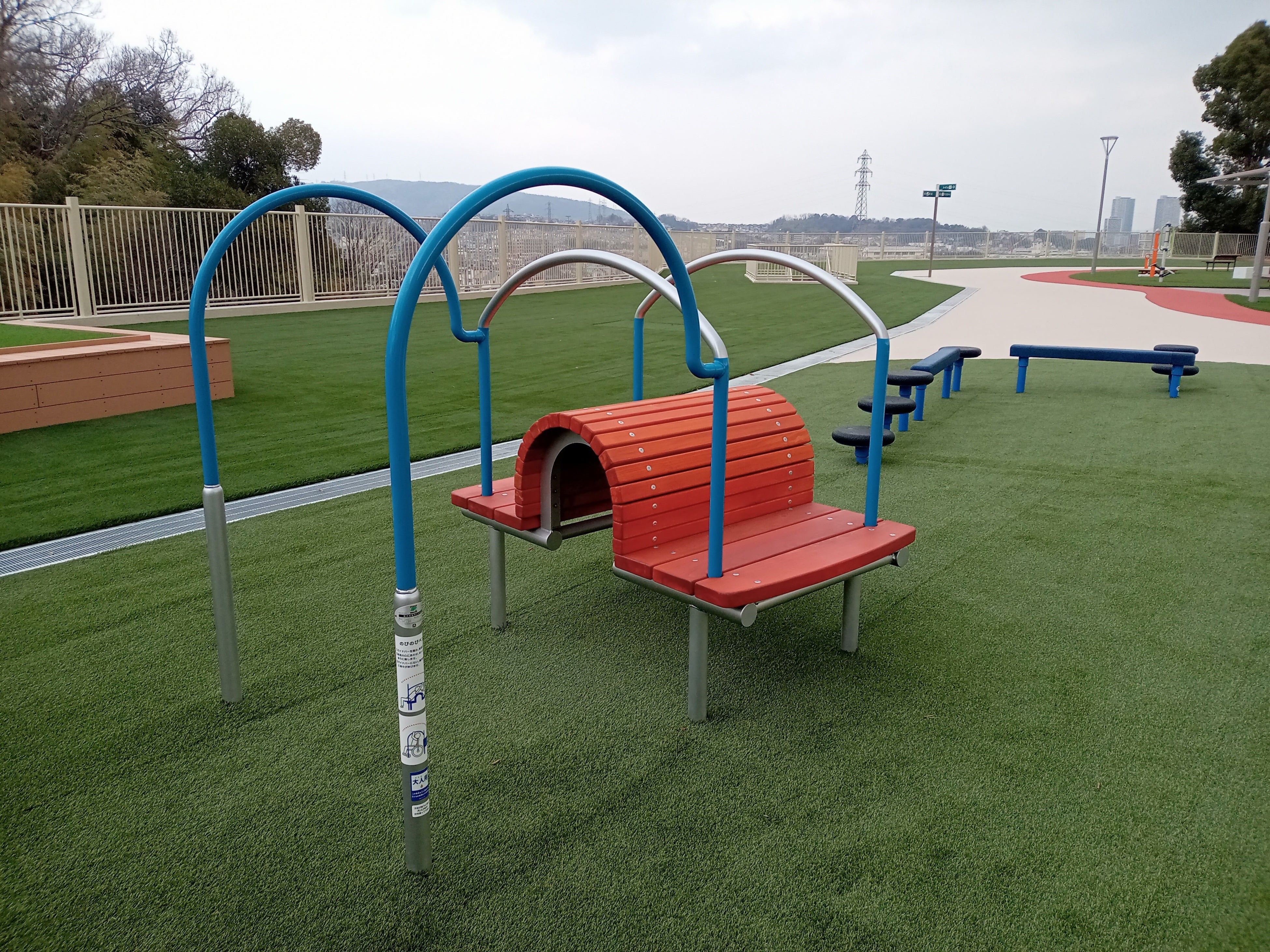 背伸ばしベンチ