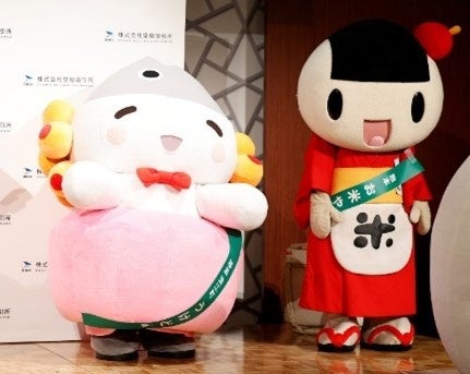 左：福島県・浪江町「うけどん」 右：熊本県「お米やん」